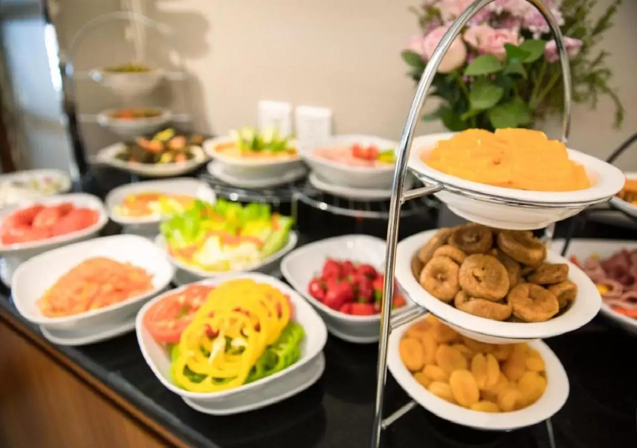 Restaurant/places to eat in شقق ارين المطار Restaurant/places to eat in شقق ارين المطار