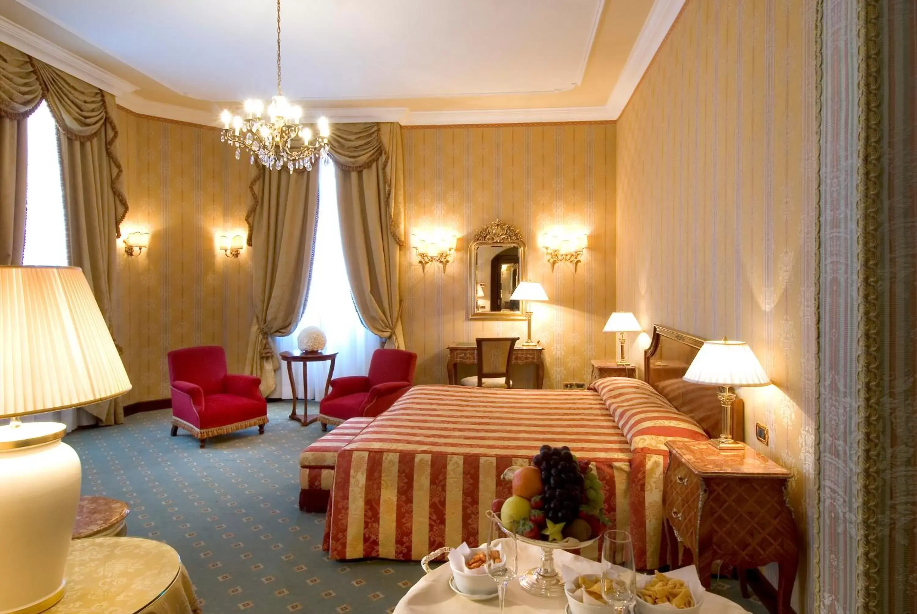 Photo of the whole room, Bed in Brufani Palace Hotel - Small Luxury Hotels of the World