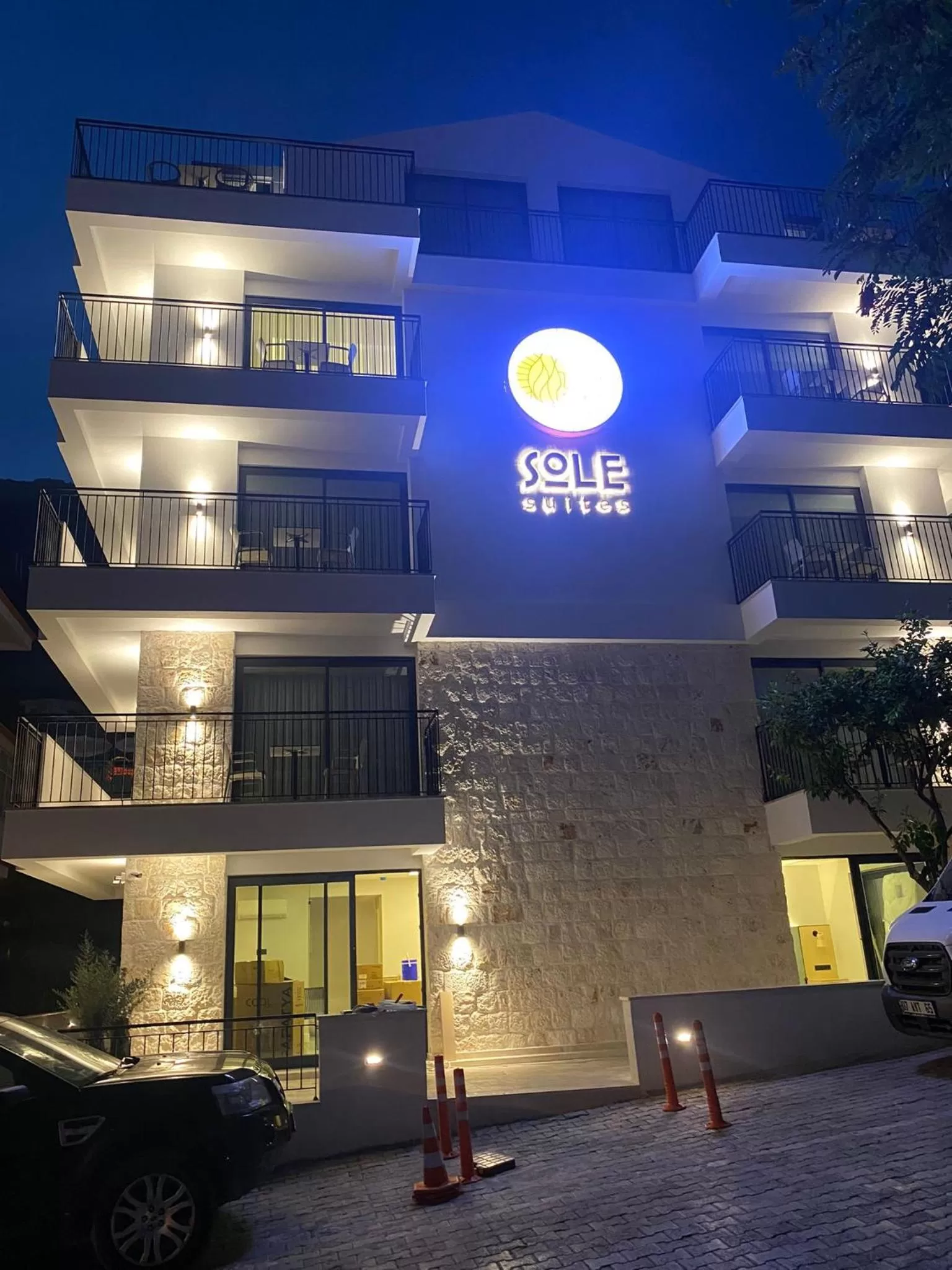 Property Building in Sole Suites