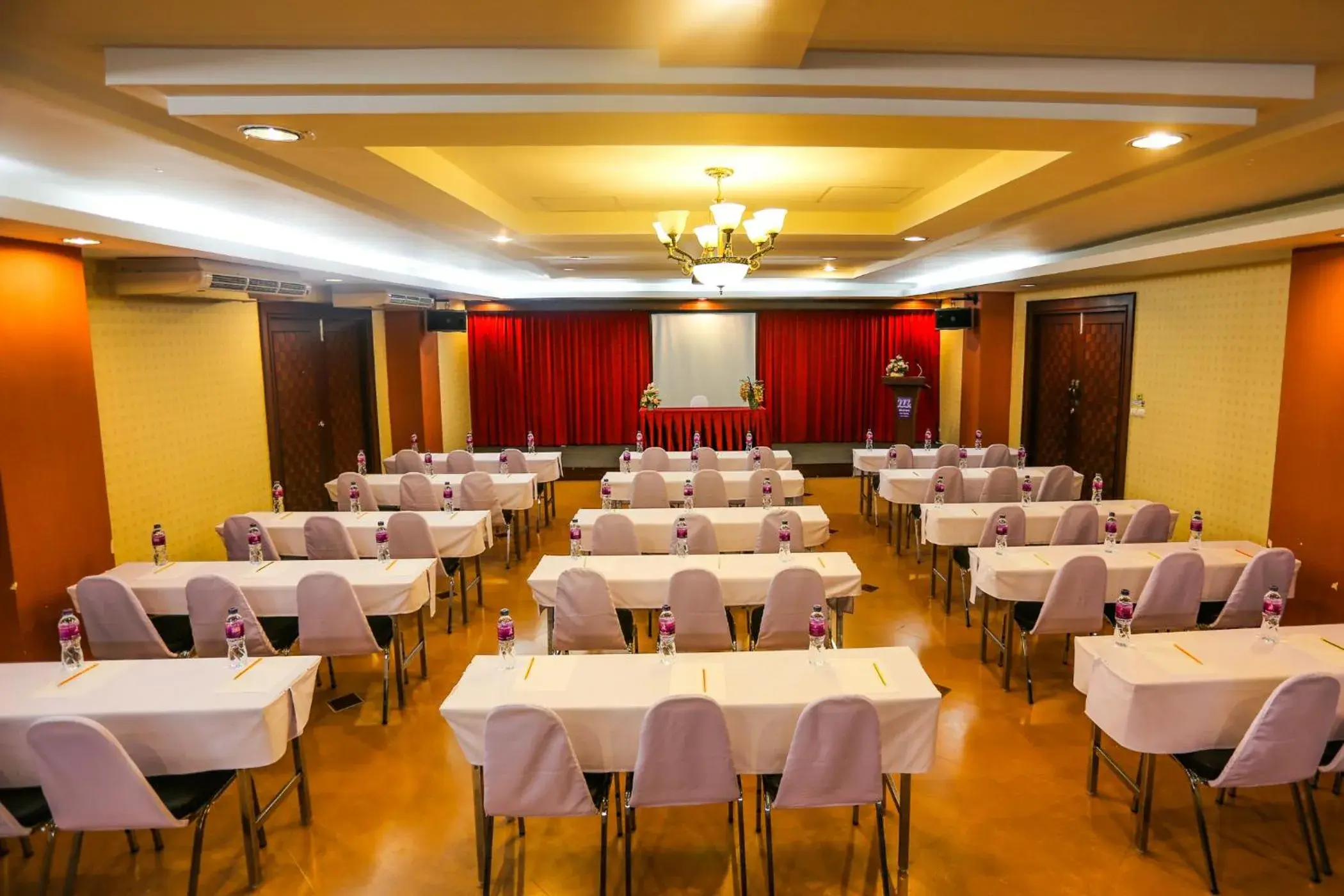 Banquet Facilities in Madina Hotel