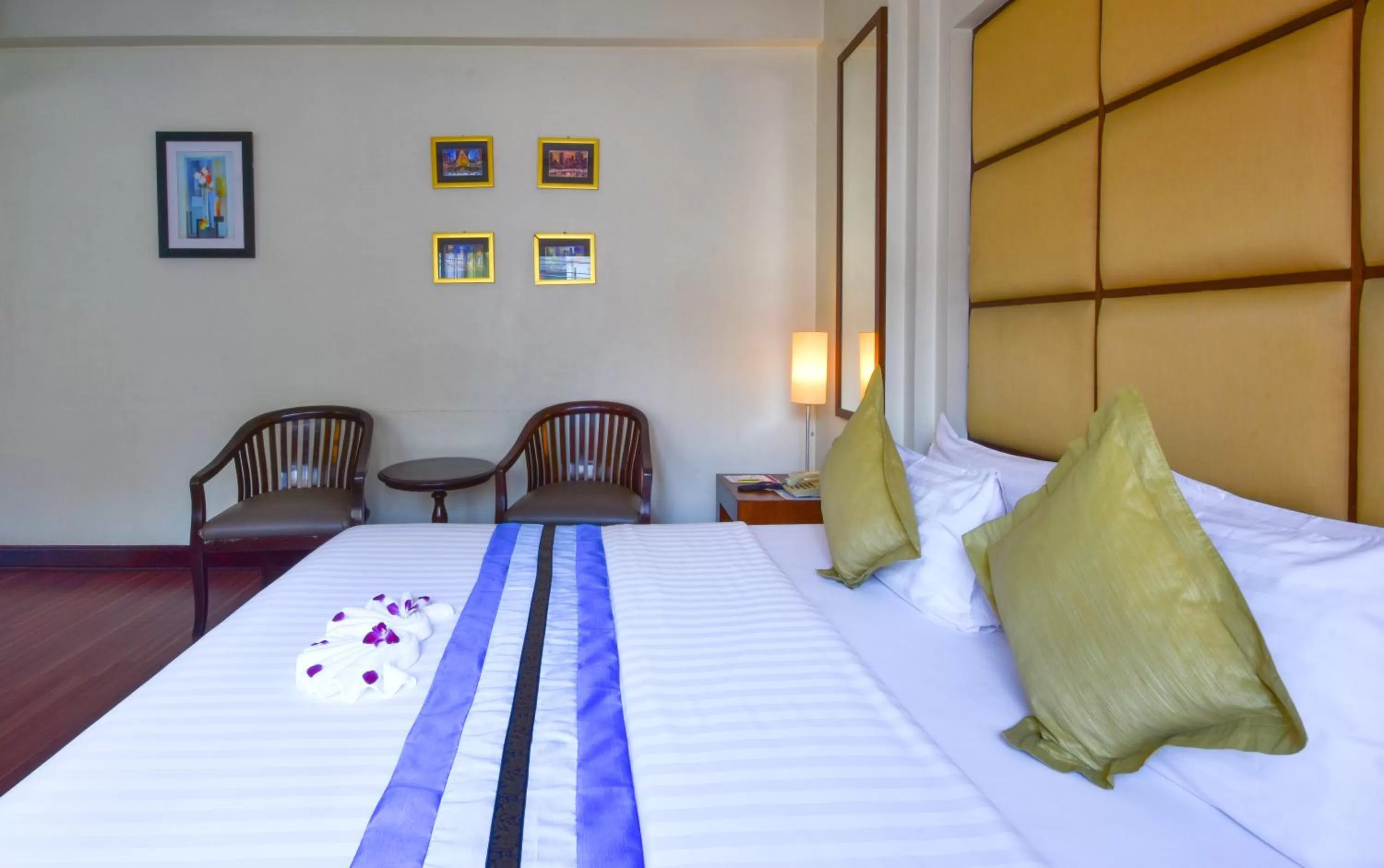 Bedroom, Bed in Grand Business Inn