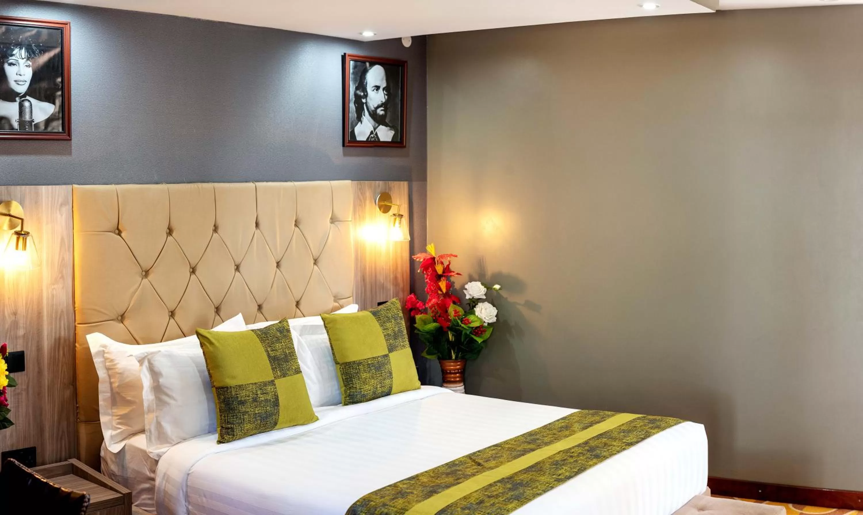 Bed in Afro Park Hotel