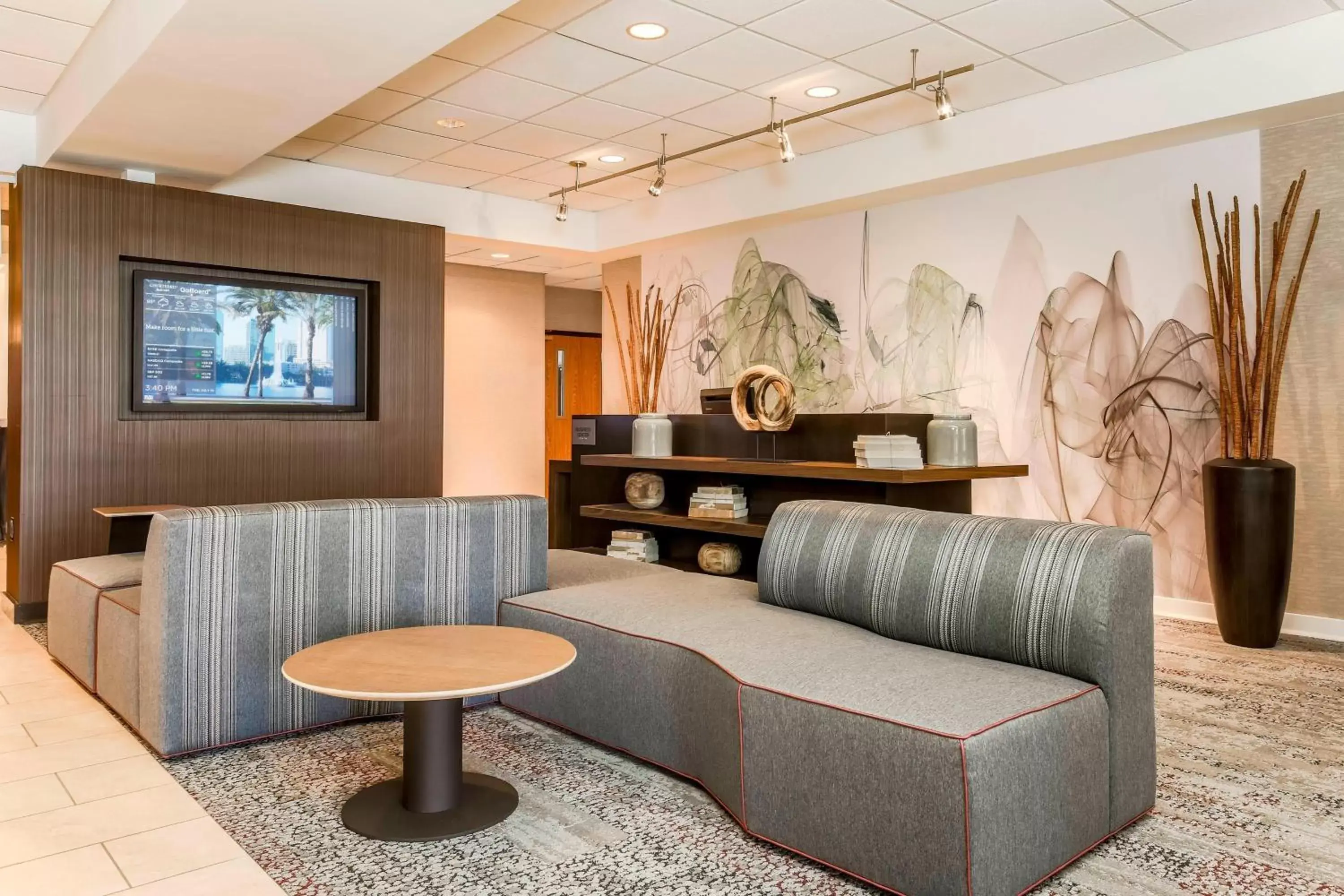 Lobby or reception in Courtyard by Marriott Orlando Lake Mary North