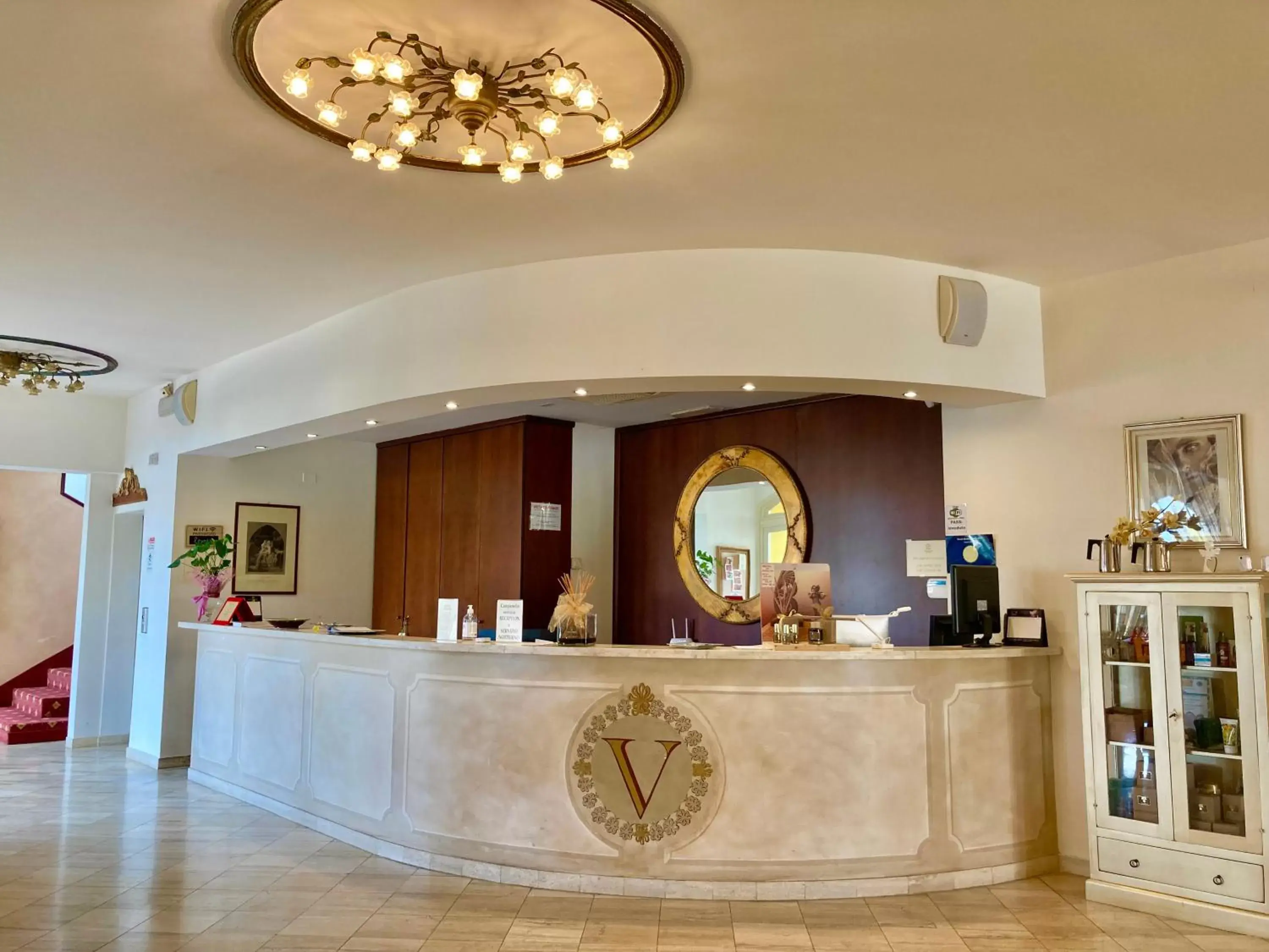 Lobby or reception, Staff in Hotel Vedute