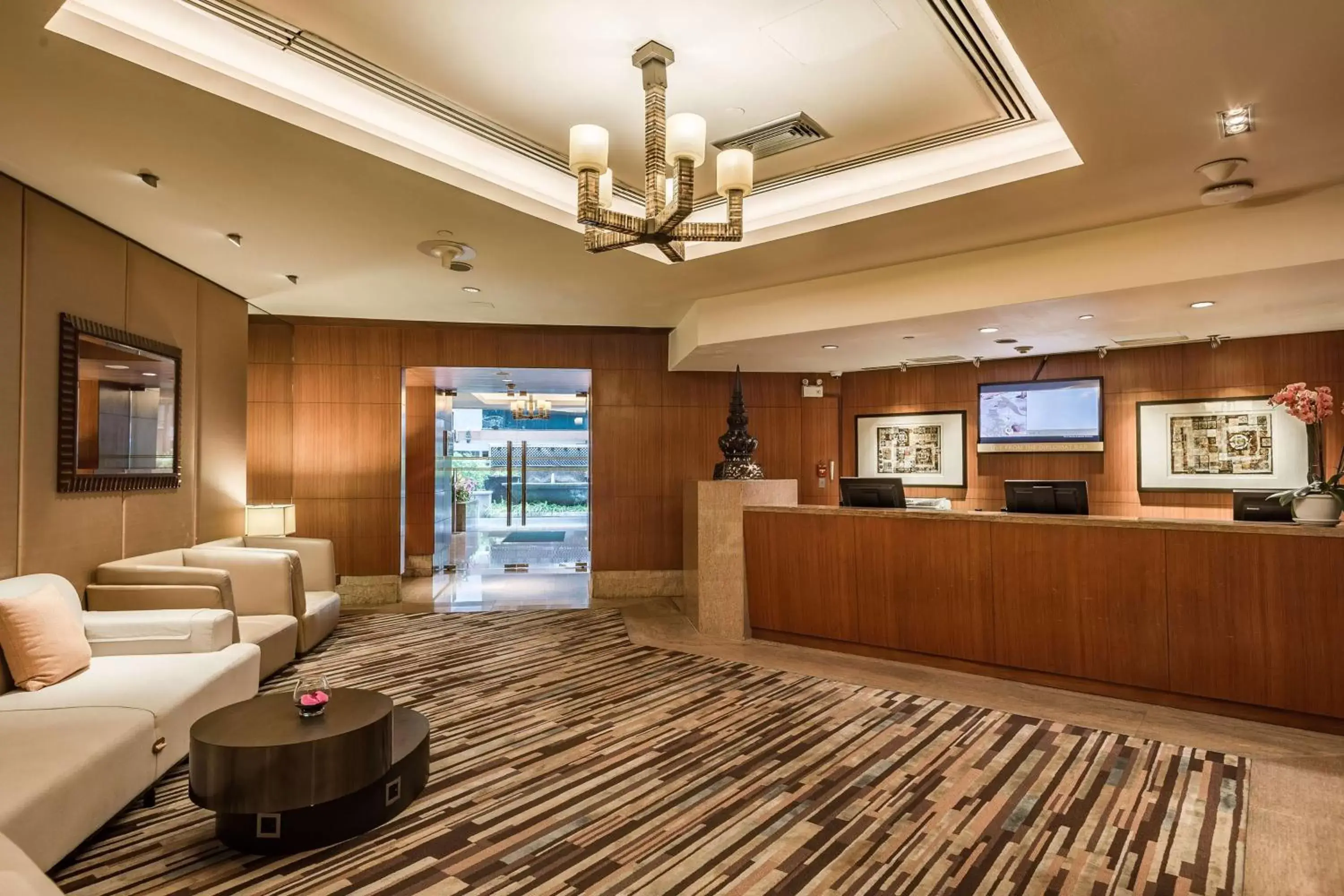 Lobby or reception, Lobby/Reception in Conrad Bangkok Residences