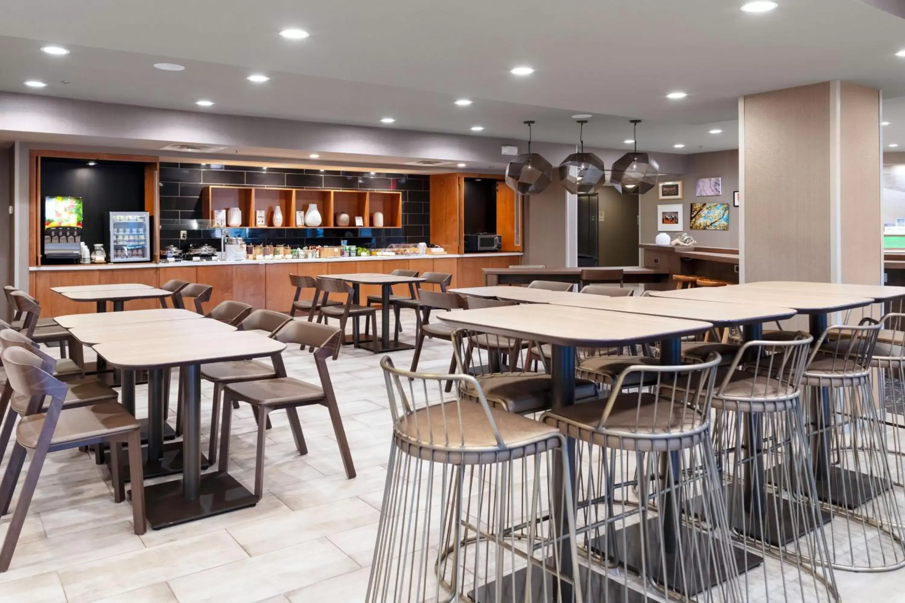 Breakfast, Restaurant/Places to Eat in SpringHill Suites by Marriott Baton Rouge South