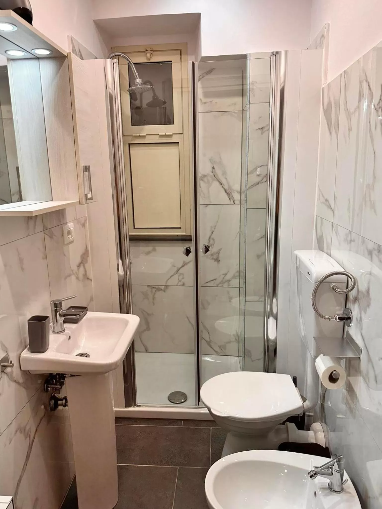 Bathroom in Airport Al Volo B&B