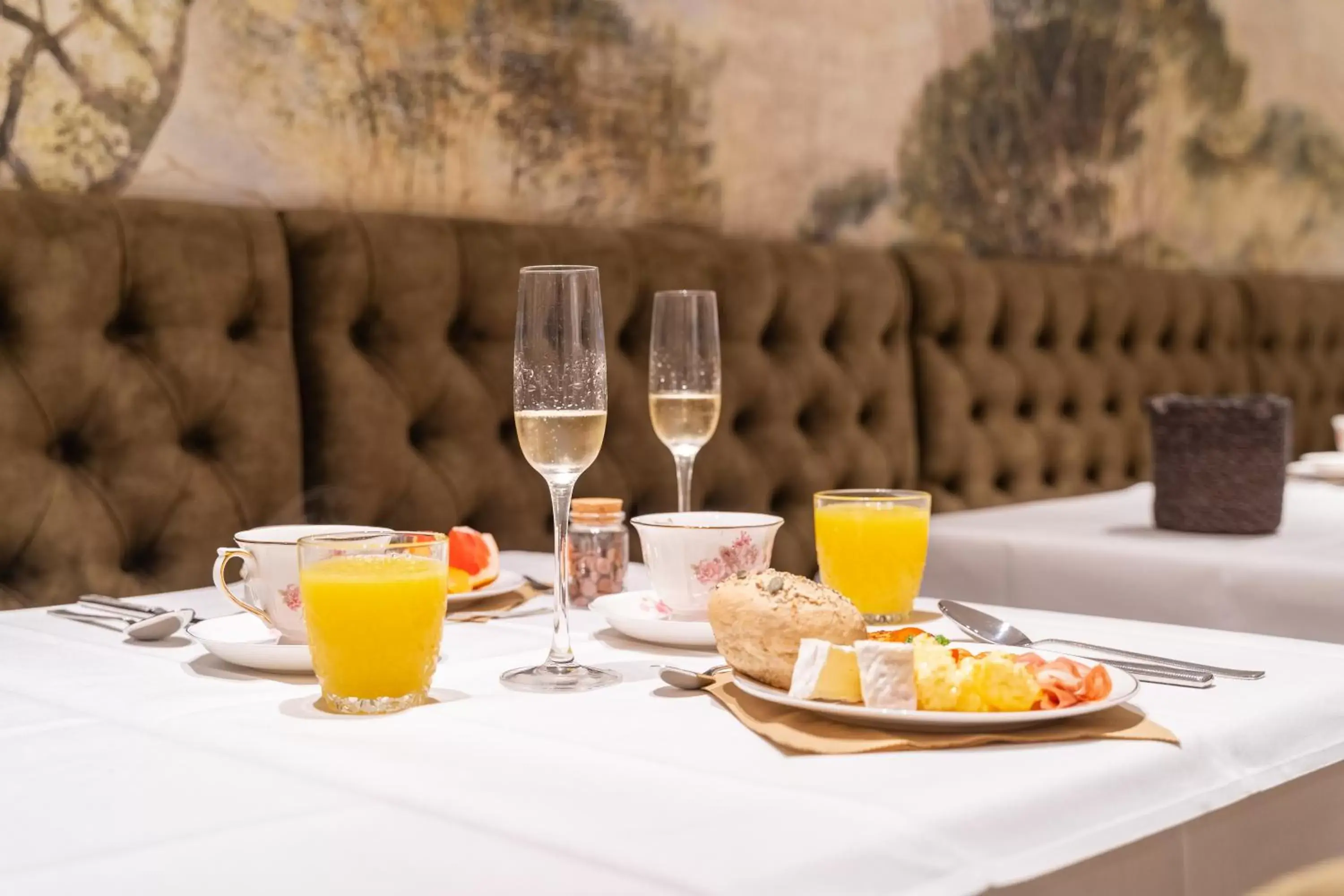 Breakfast in Grand Hotel Normandy by CW Hotel Collection