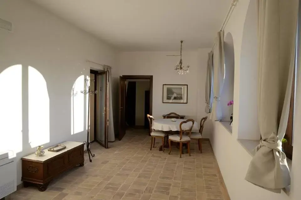 Dining Area in Torre della Loggia - Dimora Storica - Ortona