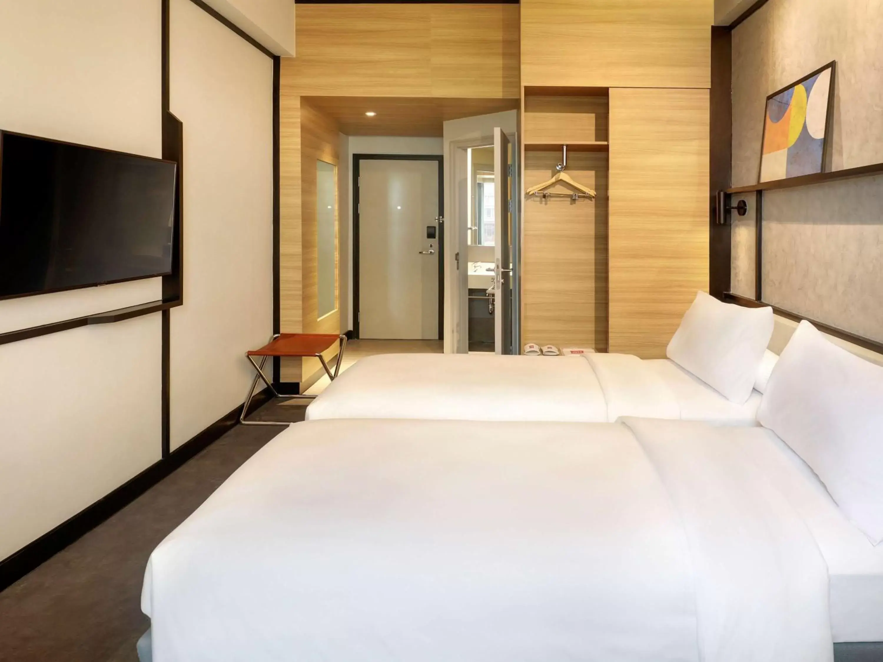 Photo of the whole room, Bed in Ibis Samarinda