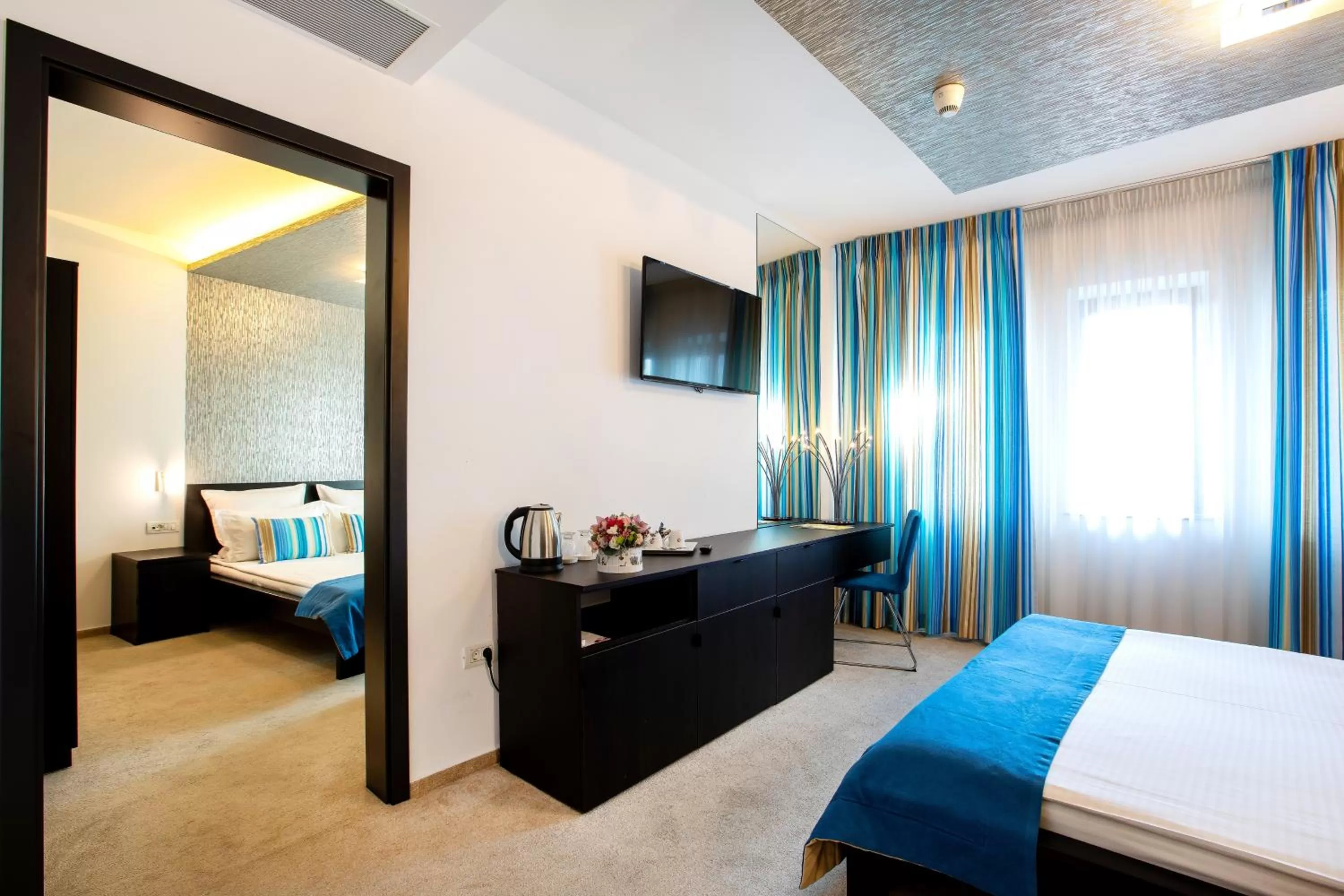 TV and multimedia, Bed in Hotel Duke Romana City Center