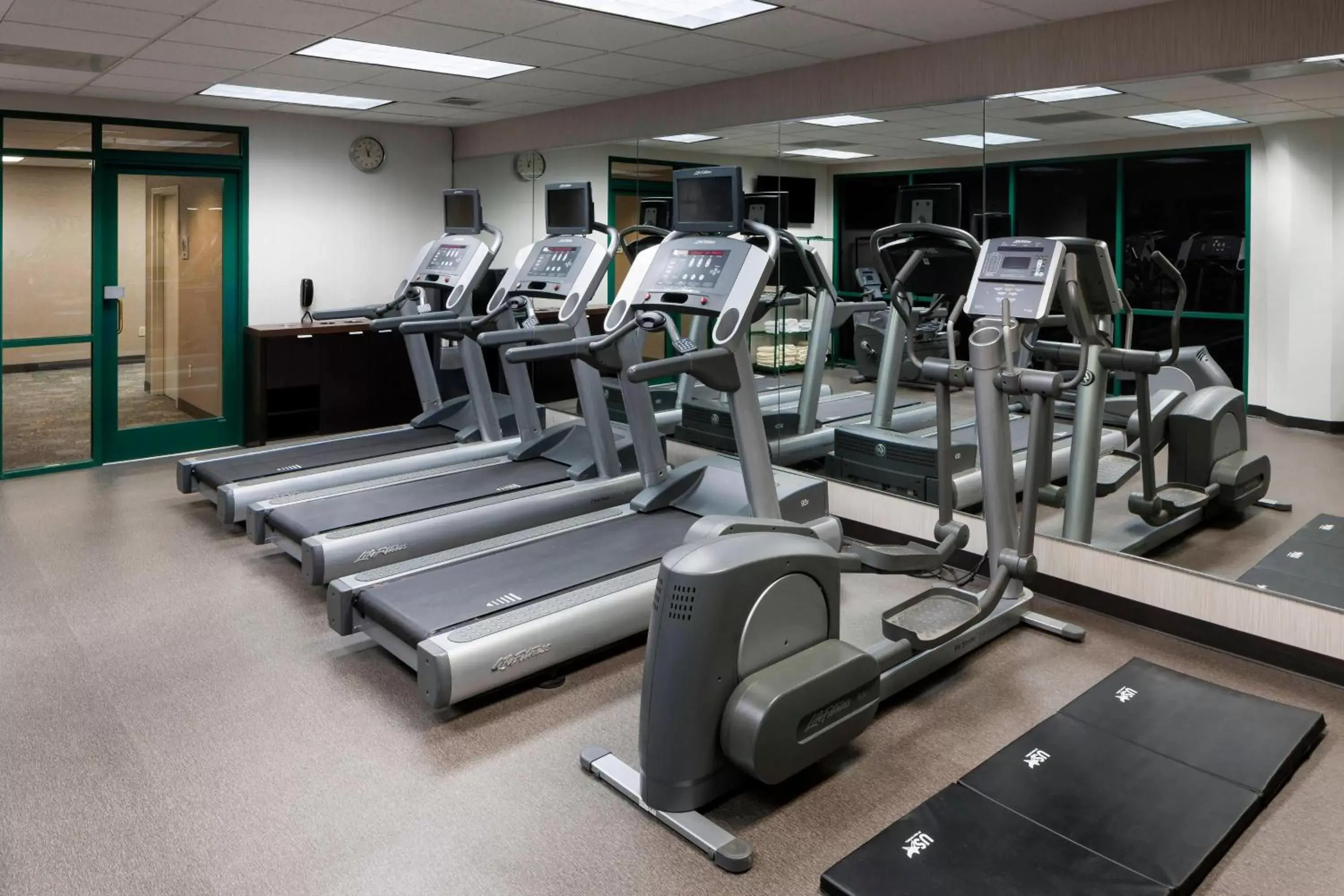 Fitness centre/facilities, Fitness Center/Facilities in Courtyard Omaha Downtown/Old Market Area