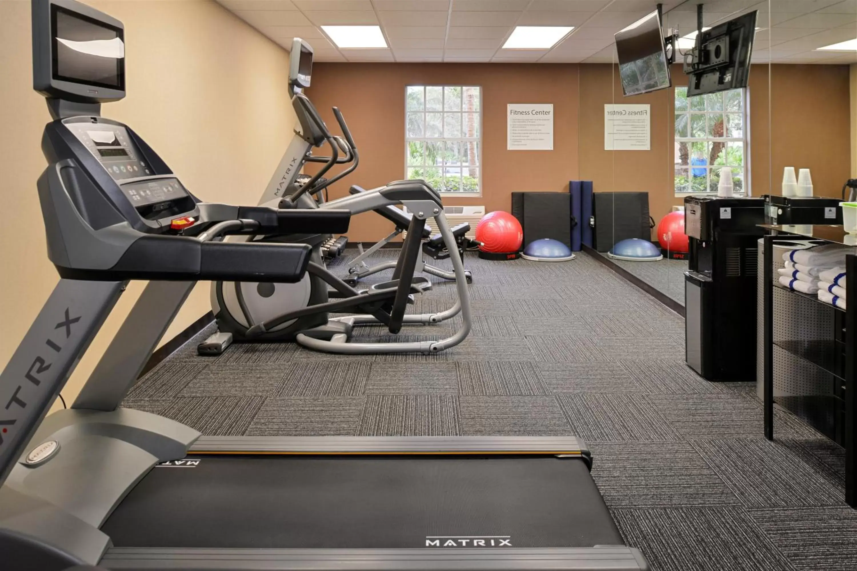 Spa and wellness centre/facilities, Fitness Center/Facilities in Holiday Inn Express Hotel & Suites Bonita Springs/Naples, an IHG Hotel