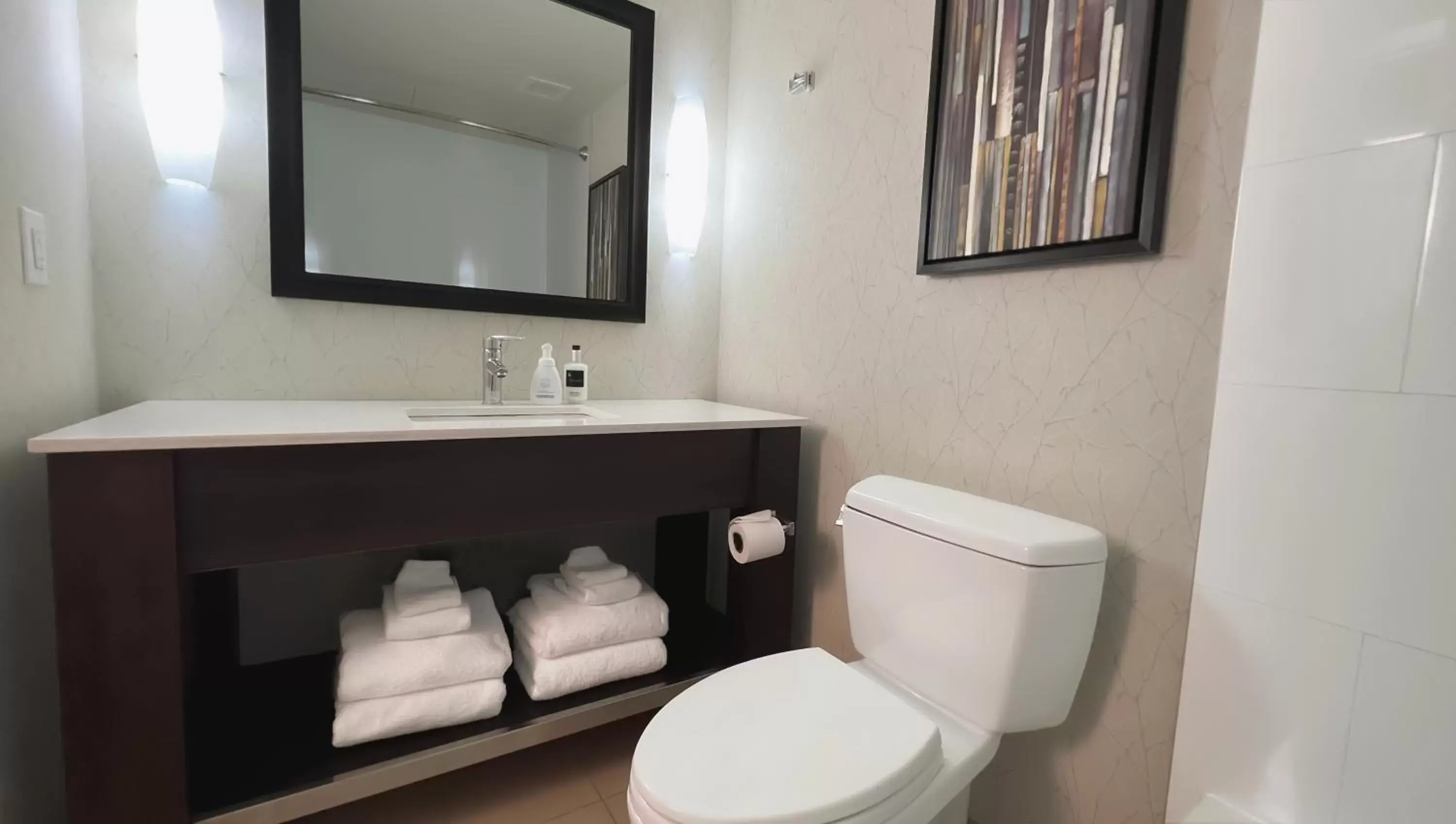 Toilet, Bathroom in Coast Capri Hotel