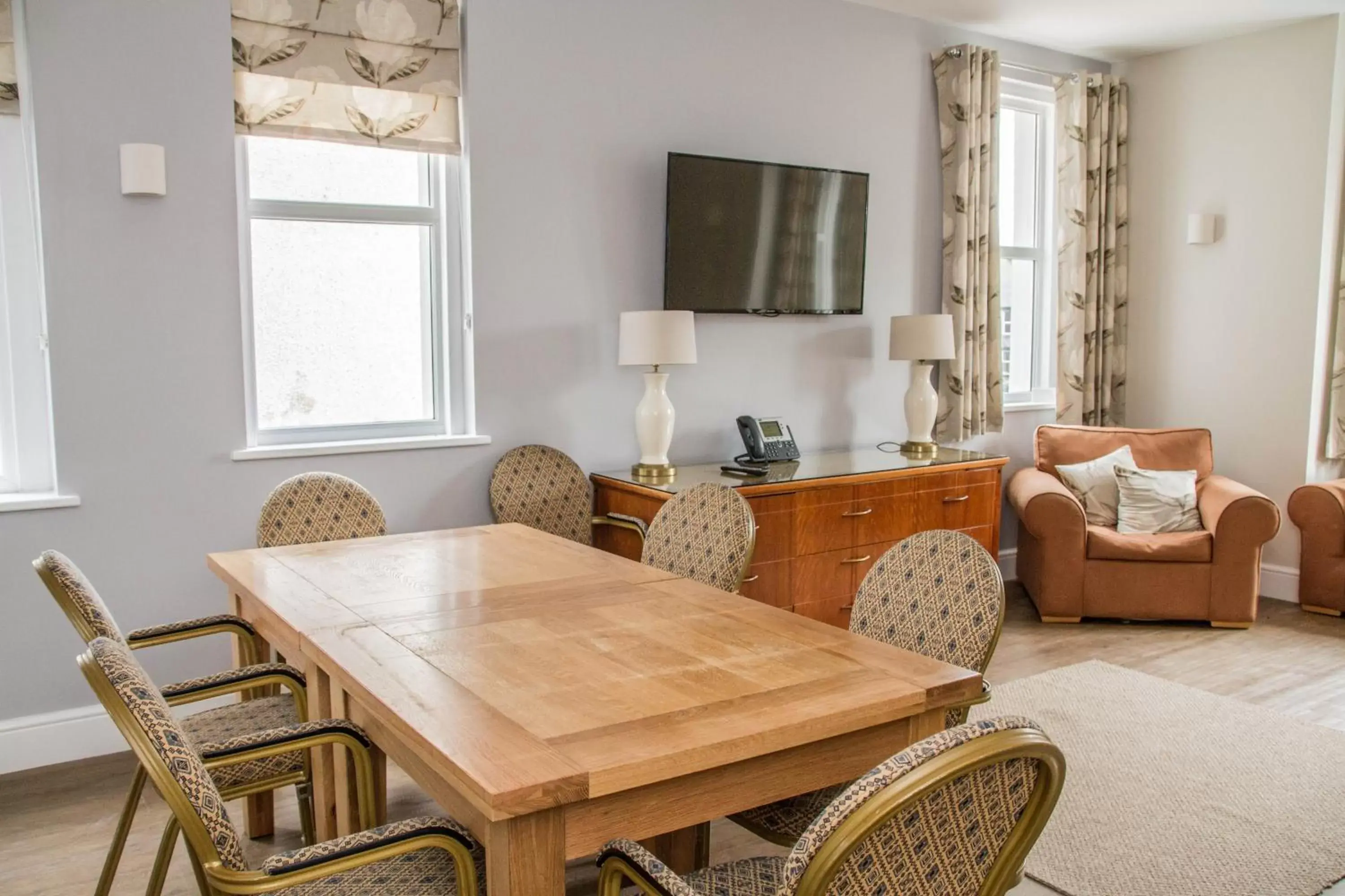 Communal lounge/ TV room, Dining Area in Keld Green House