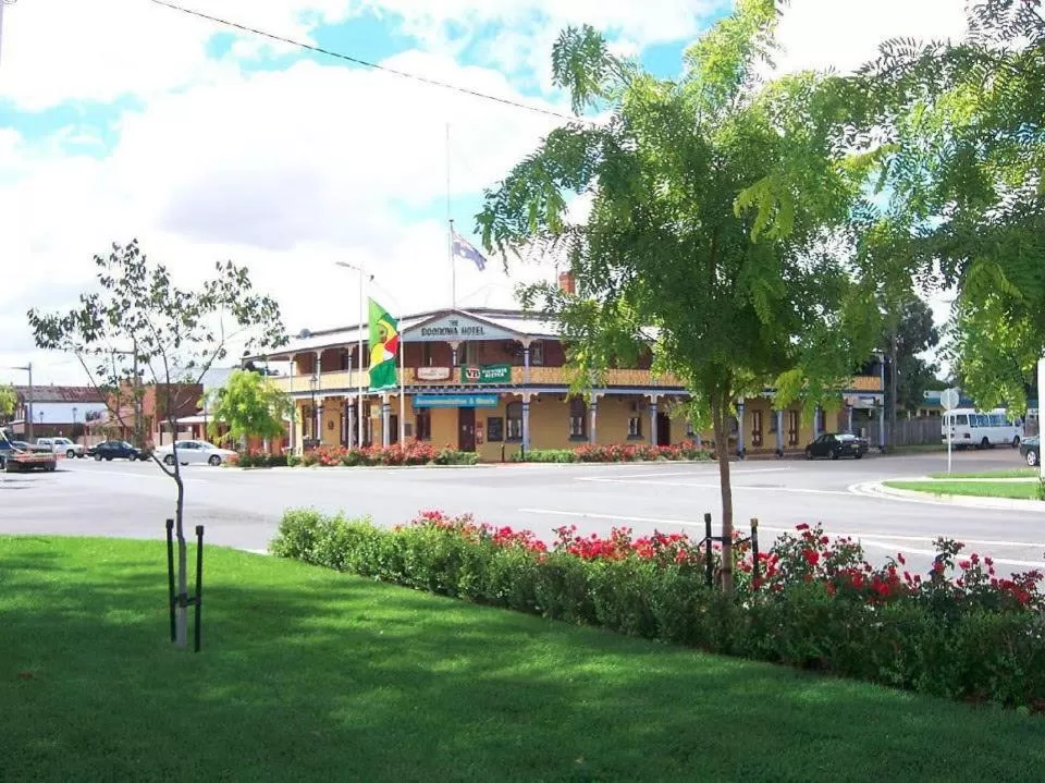 Property building in Boorowa Hotel