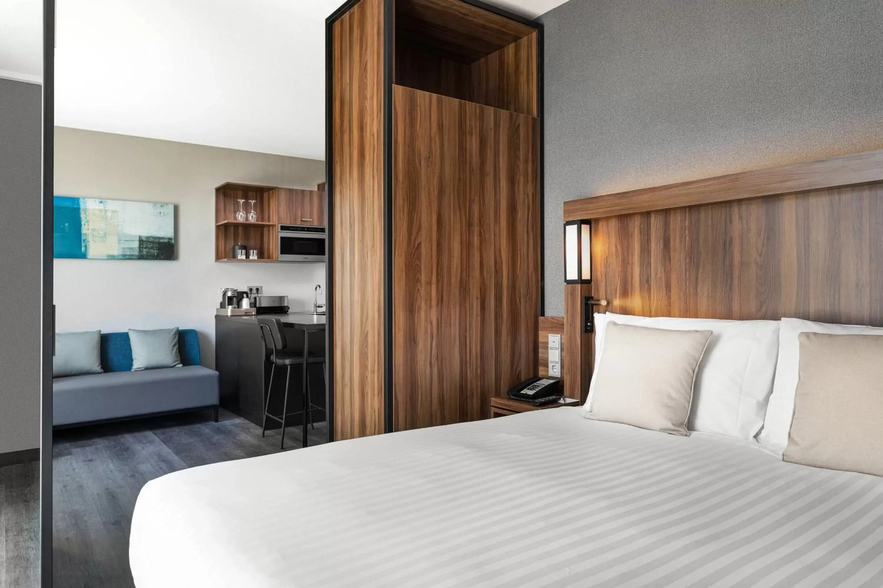 Bedroom, Bed in Courtyard by Marriott Amsterdam Airport