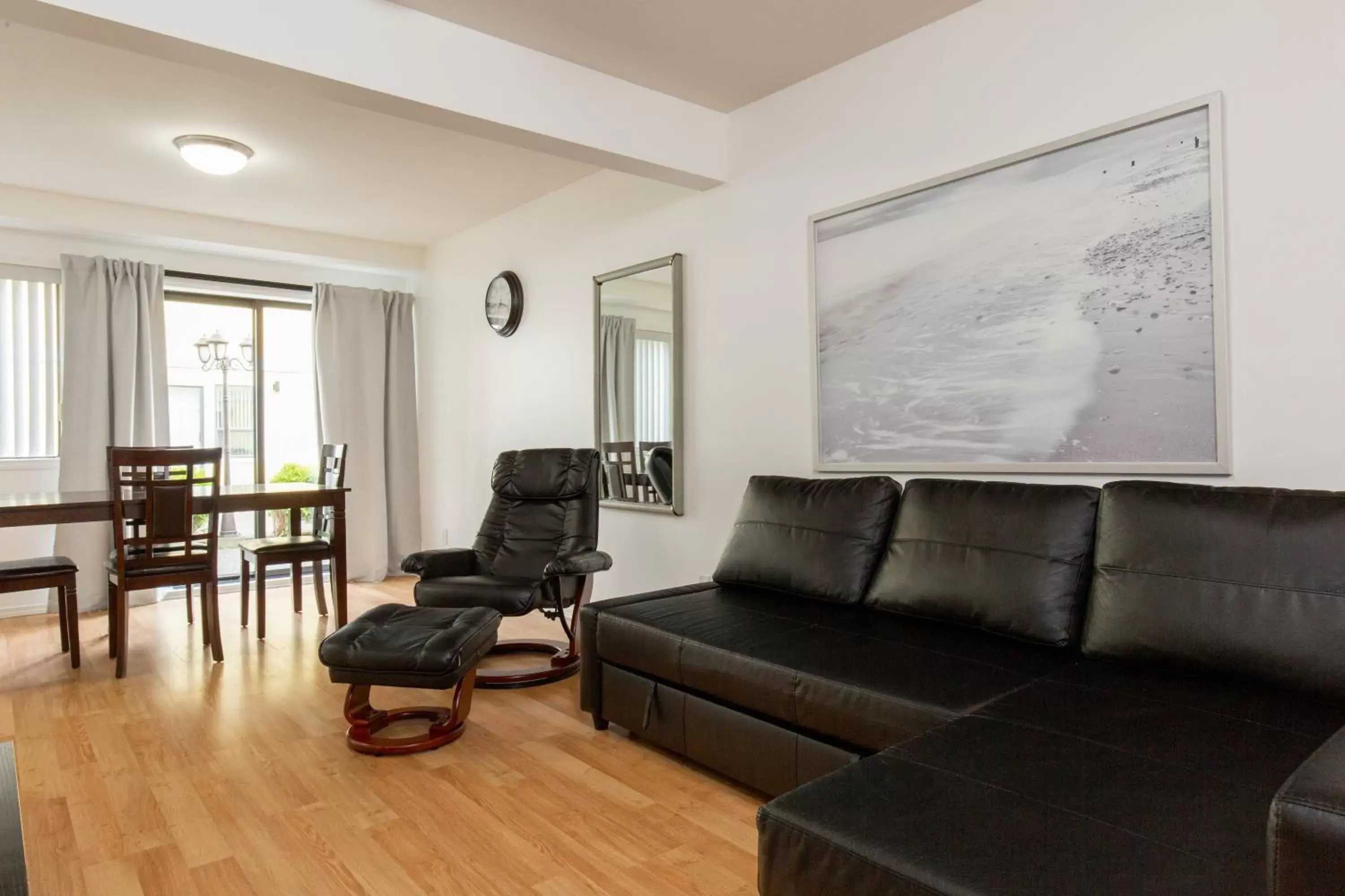 Living room, Seating Area in Riverside Resort