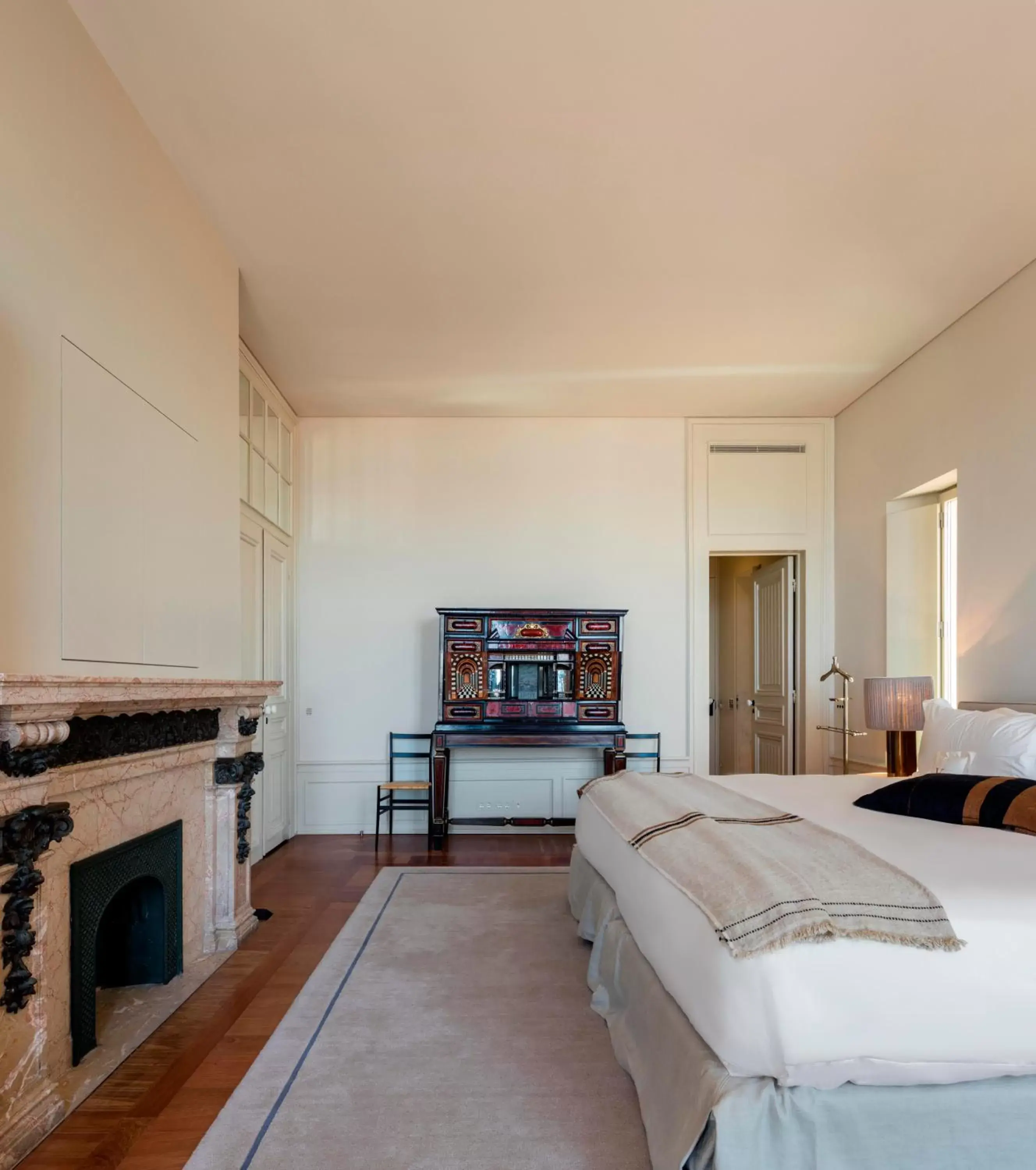 Bedroom in Verride Palácio Santa Catarina