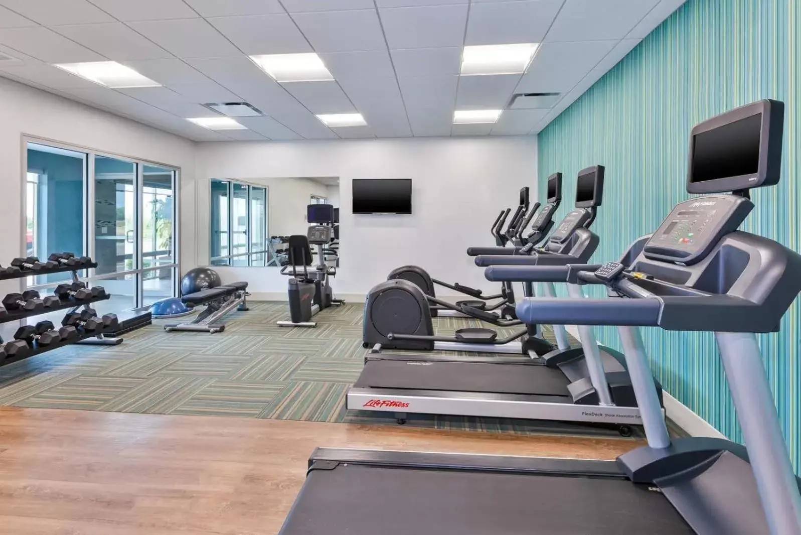 Fitness Center/Facilities in Holiday Inn Express & Suites - Grand Rapids Airport - South, an IHG Hotel