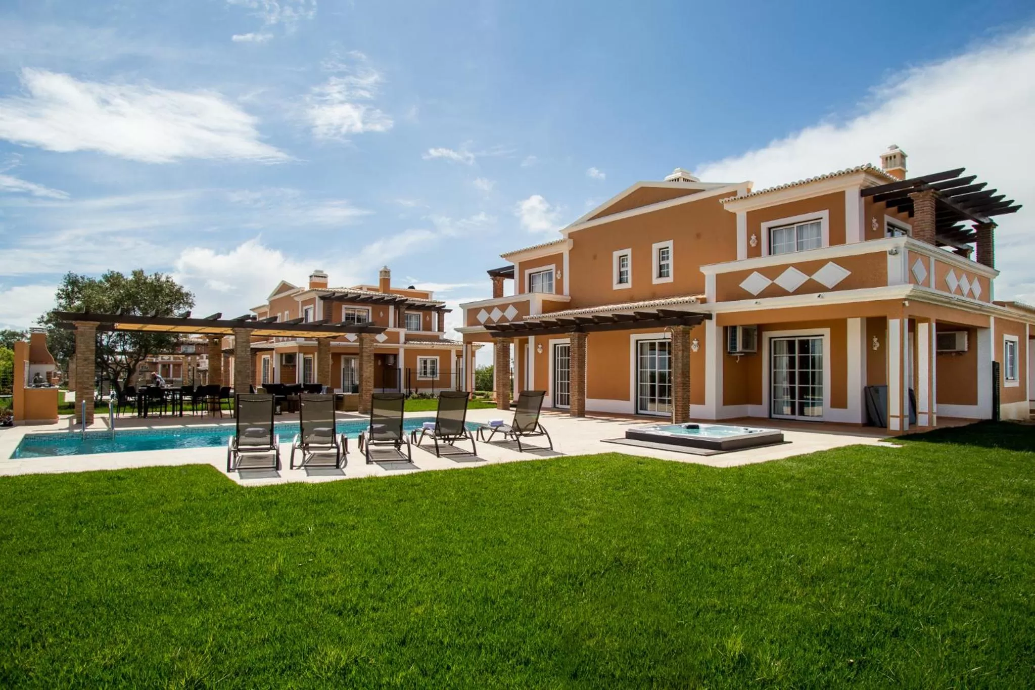 Balcony/Terrace in Colina da Lapa & Villas