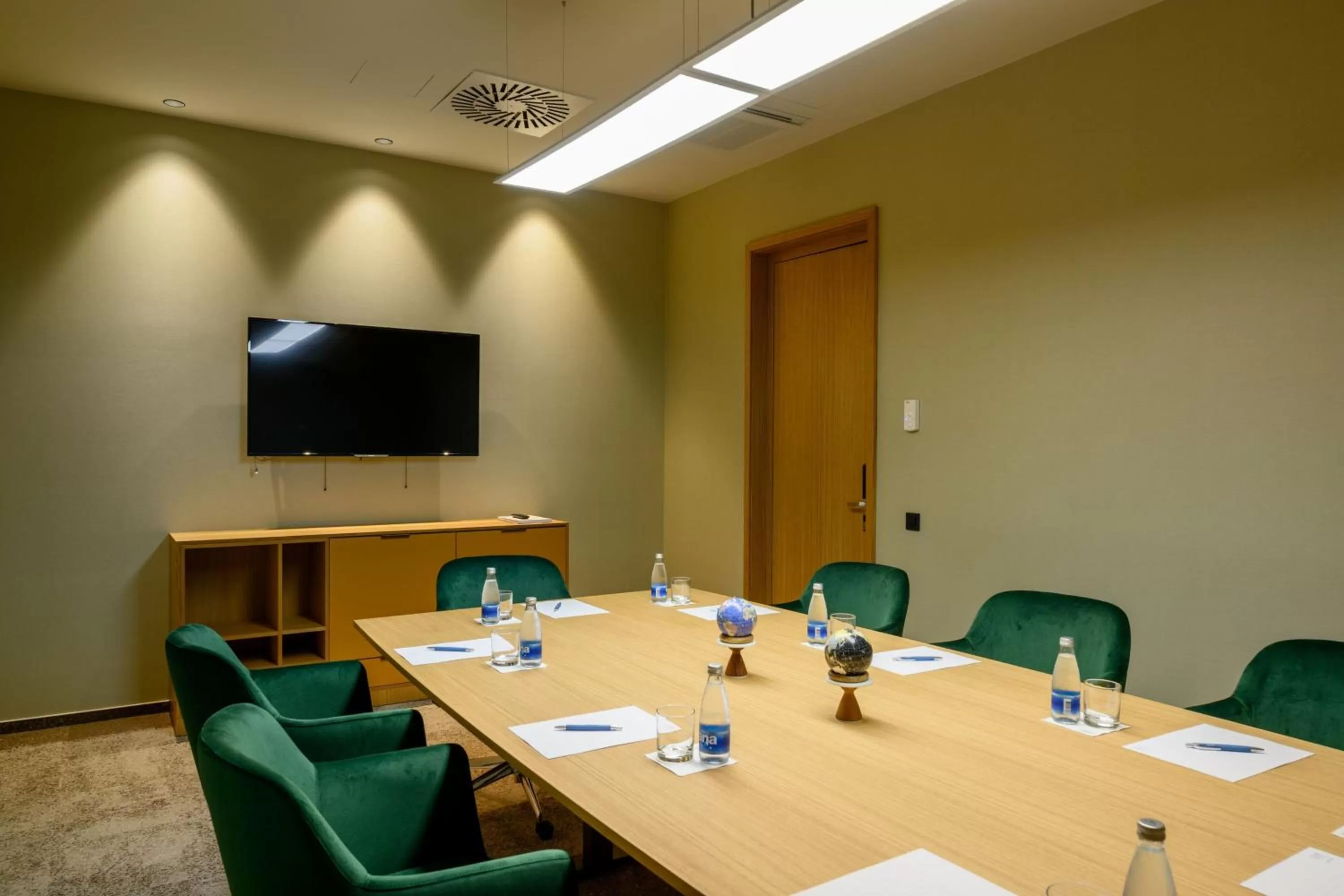 Meeting/conference room in Four Points by Sheraton Ljubljana Mons