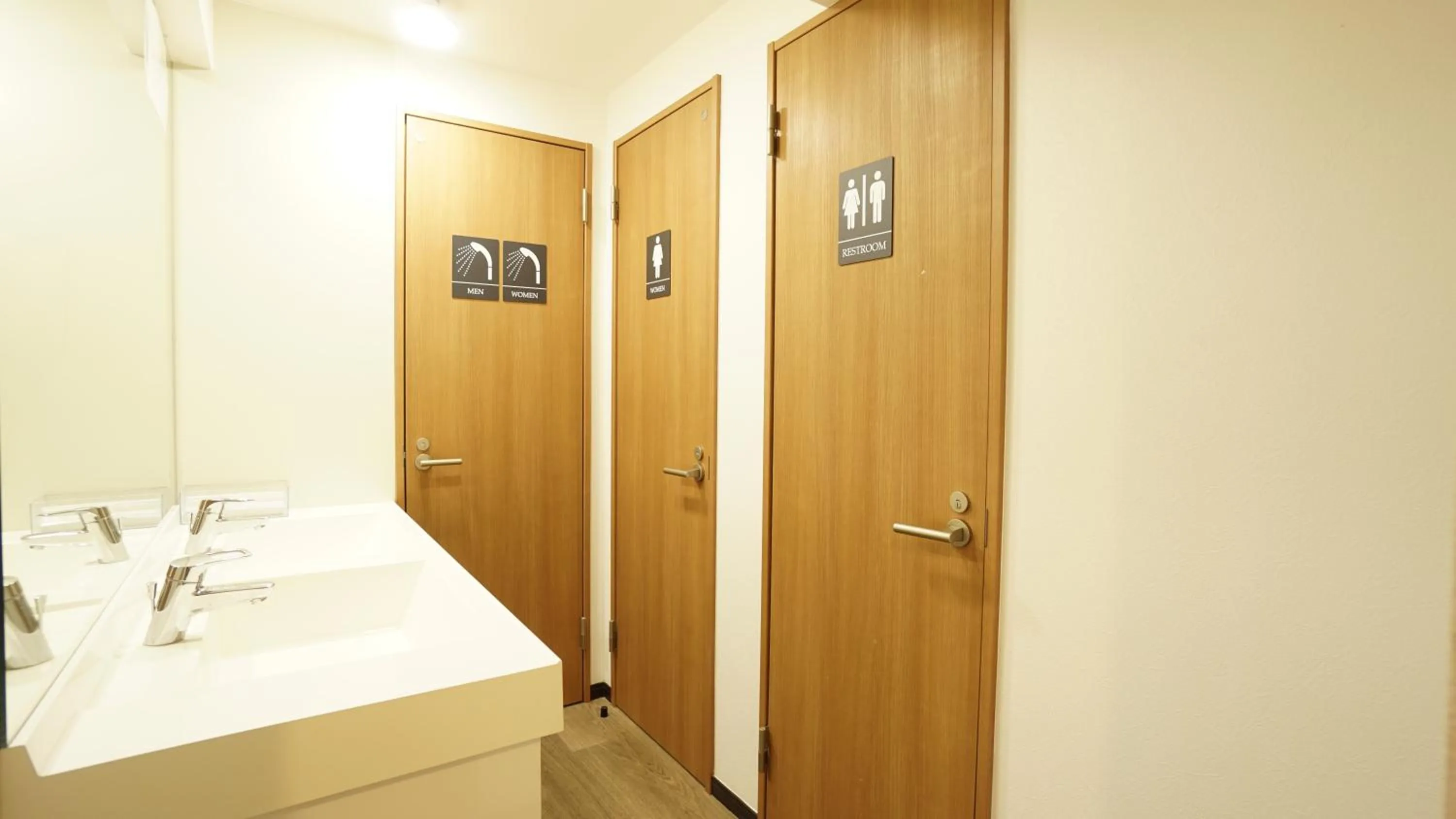 Shower in House Ikebukuro