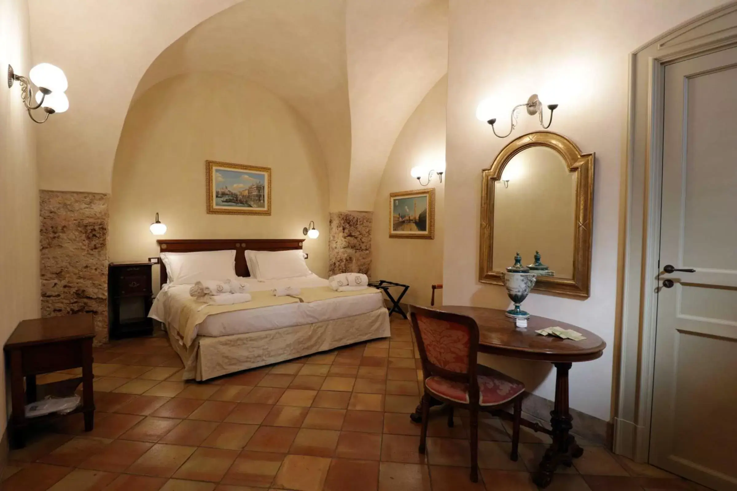 Bed in Villa del Gattopardo