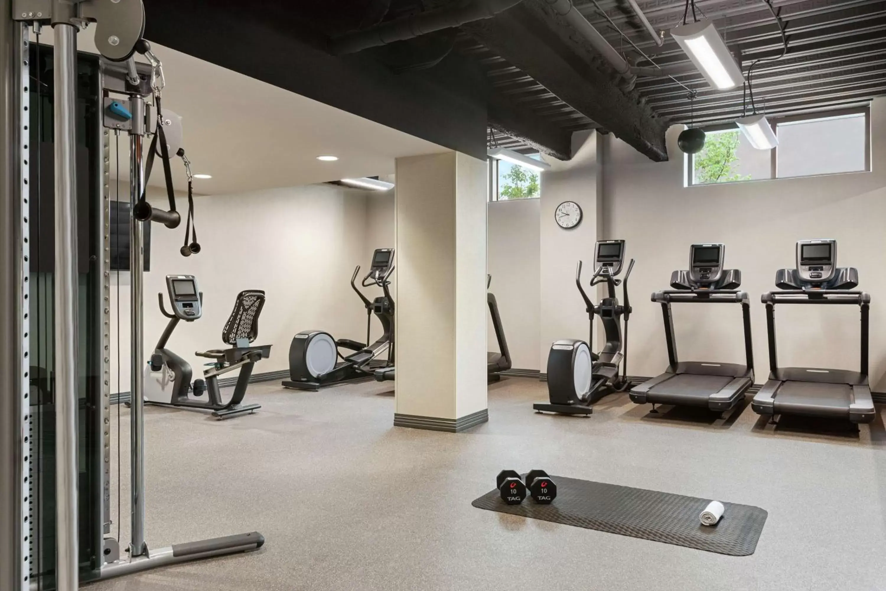 Fitness centre/facilities, Fitness Center/Facilities in Hampton Inn Suites Kansas City Downtown Crossroads