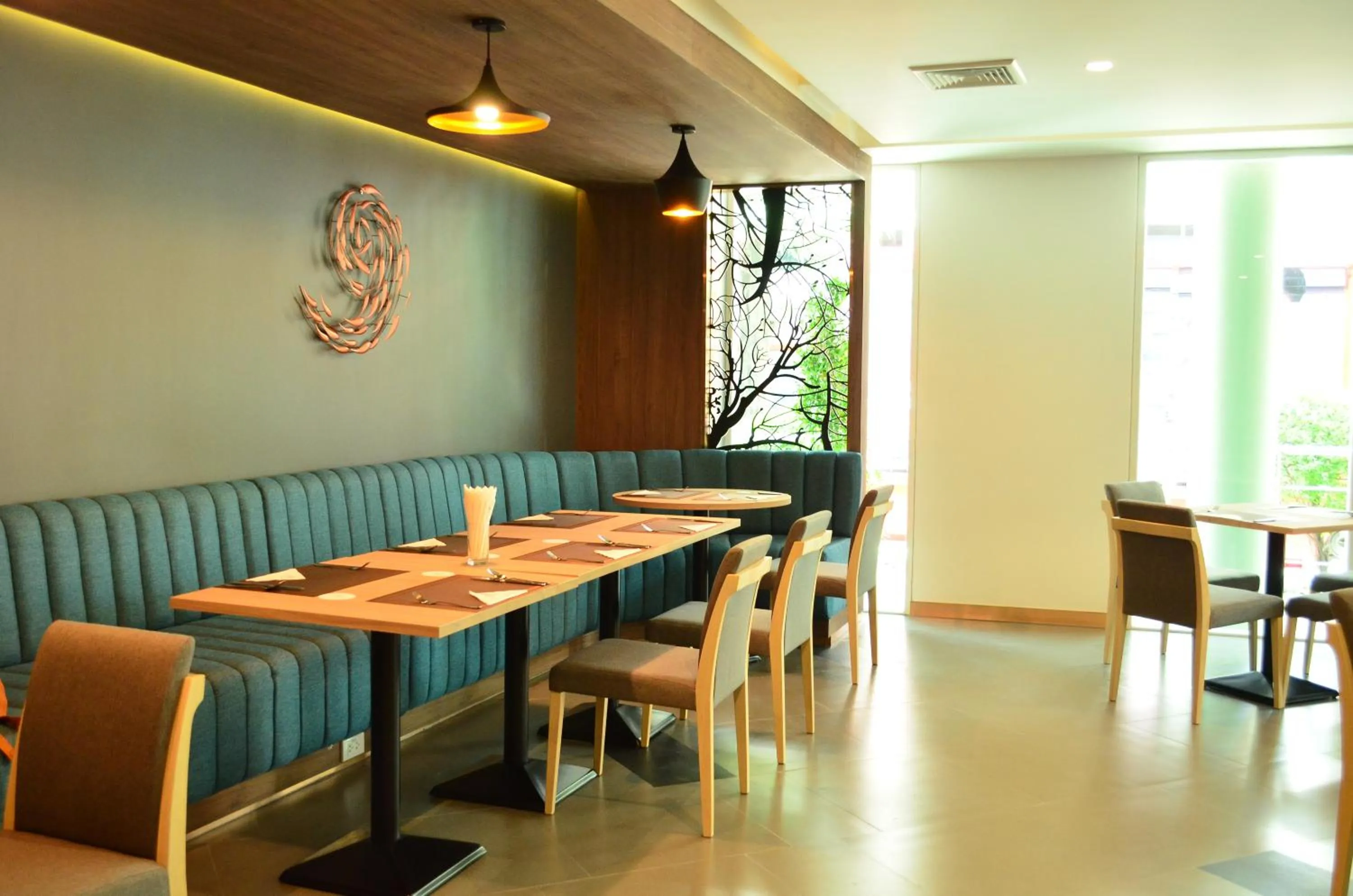 Lounge or bar in Miracle Suvarnabhumi Airport