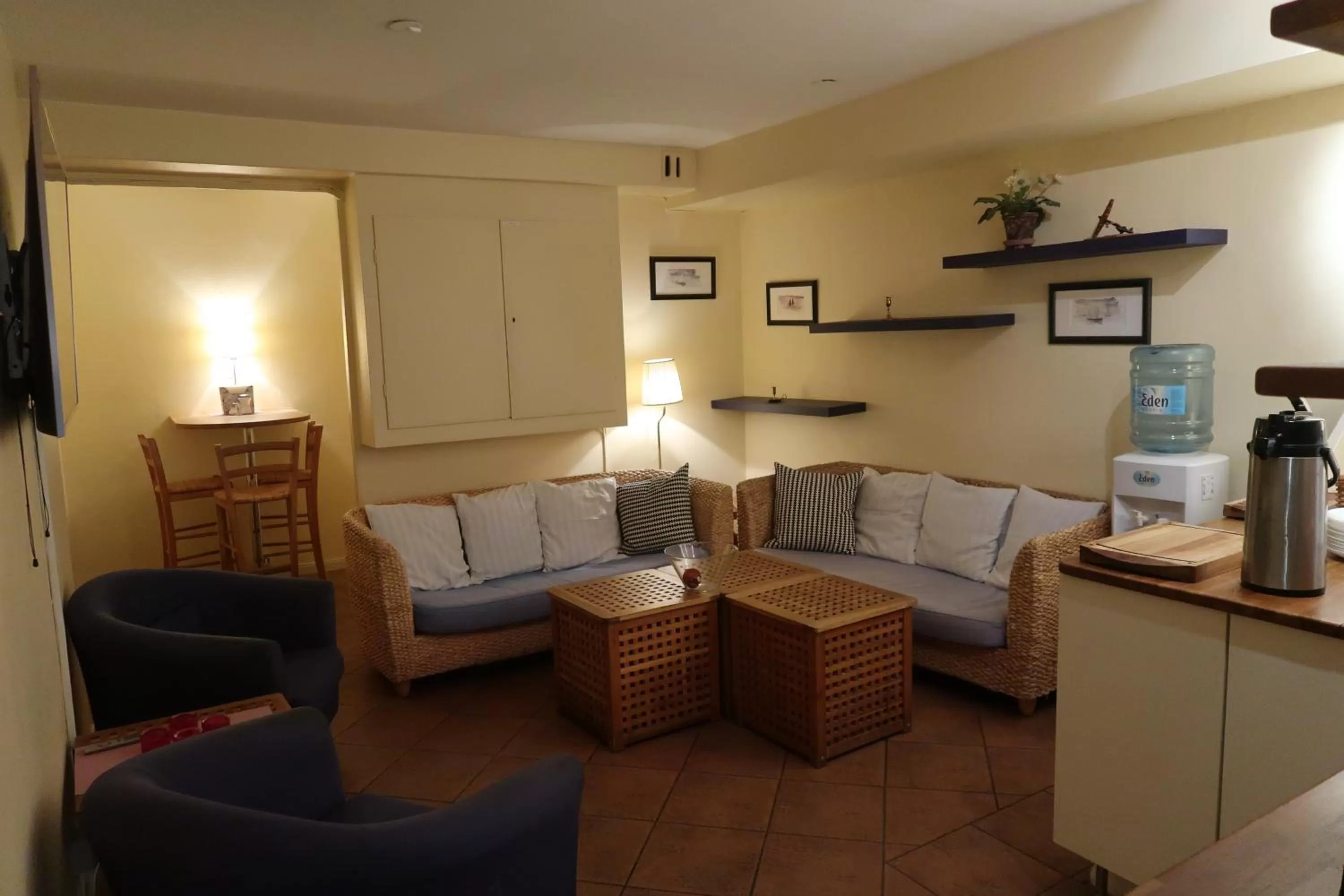 Breakfast in Hotel Aveny Bed & Breakfast