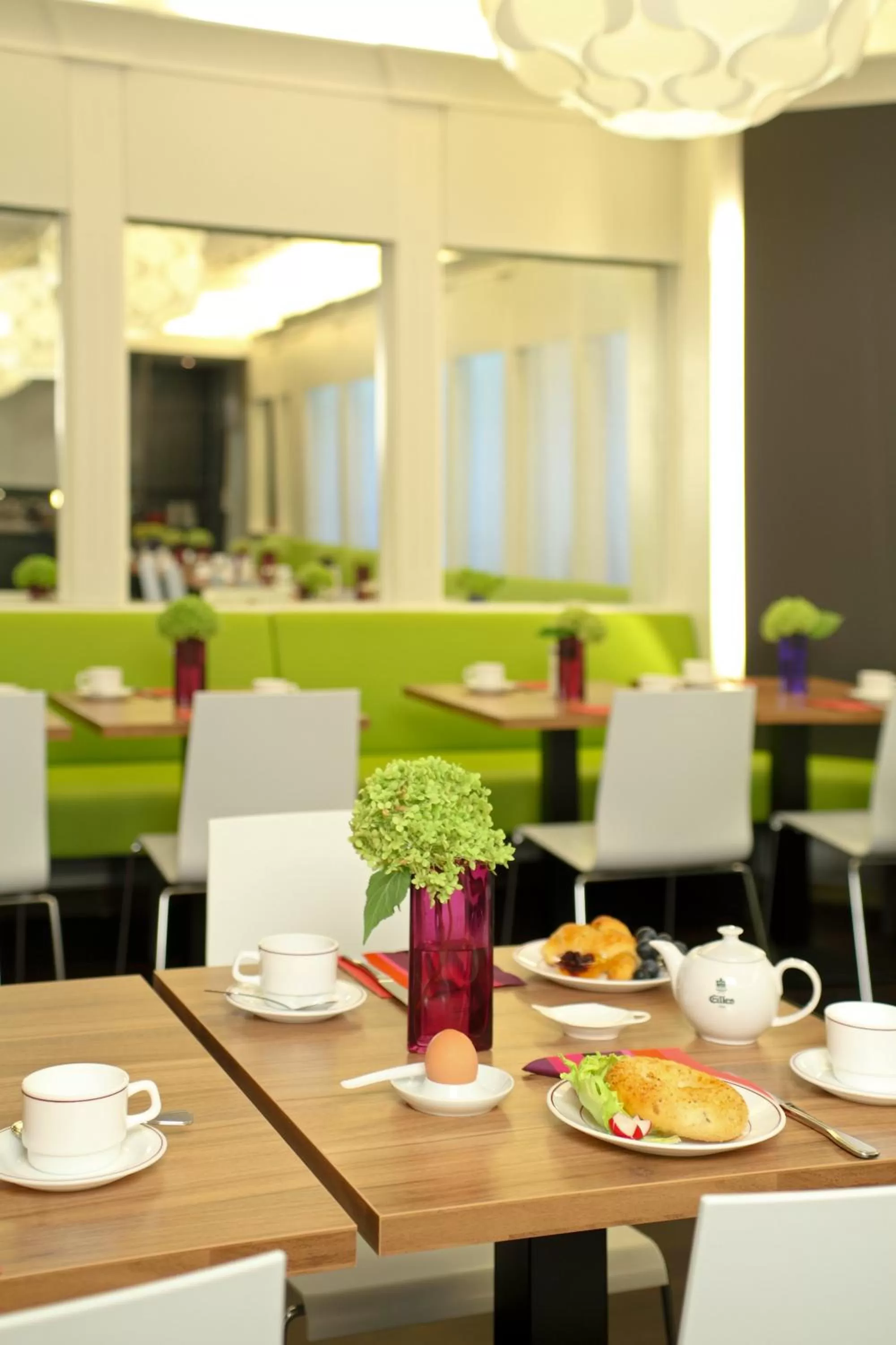 Restaurant/places to eat in Ibis Styles Frankfurt City