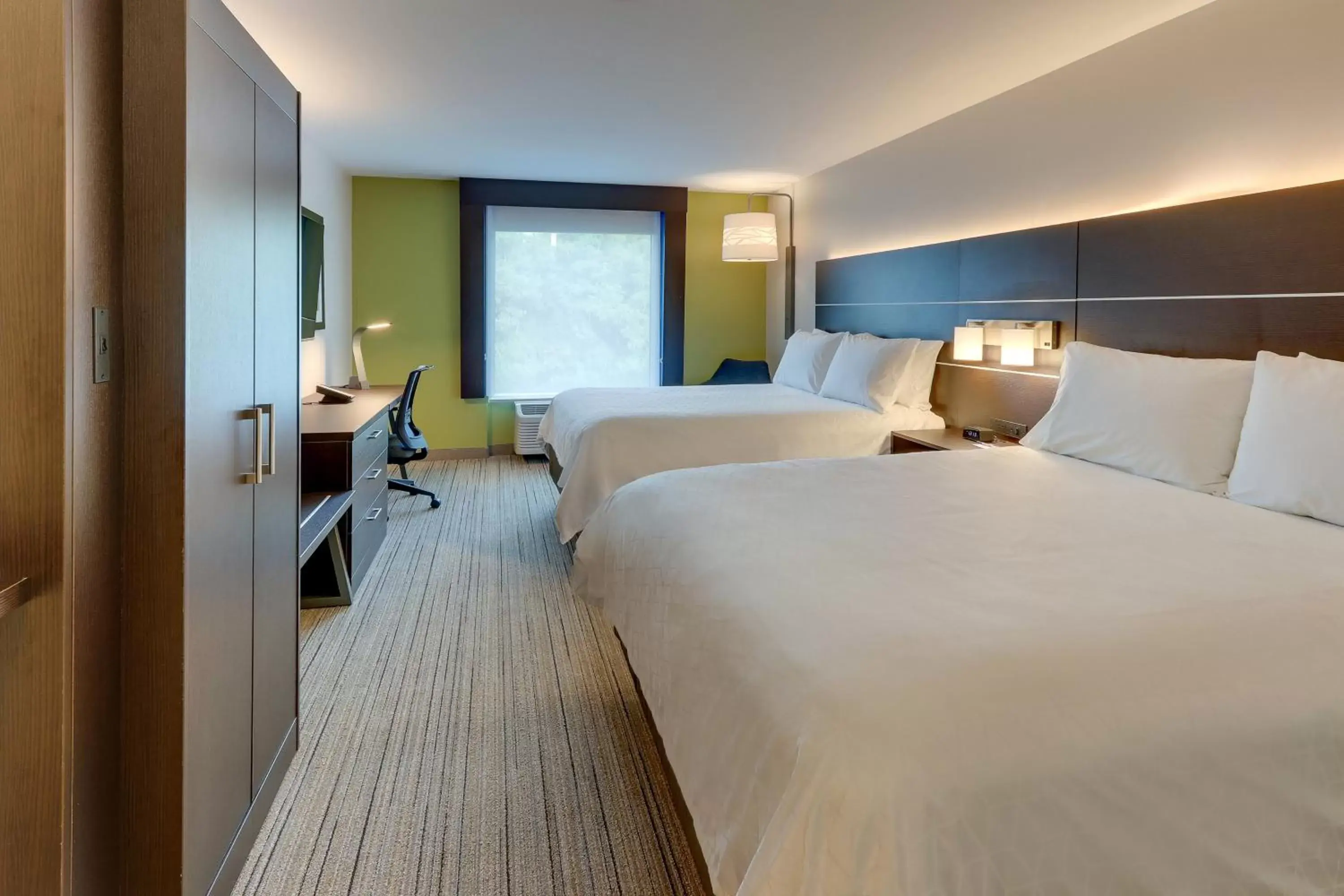Standard Queen Room with Two Queen Beds - Communications Accessible in Holiday Inn Express Hotel & Suites Corbin, an IHG Hotel Standard Queen Room with Two Queen Beds - Communications Accessible in Holiday Inn Express Hotel & Suites Corbin, an IHG Hotel