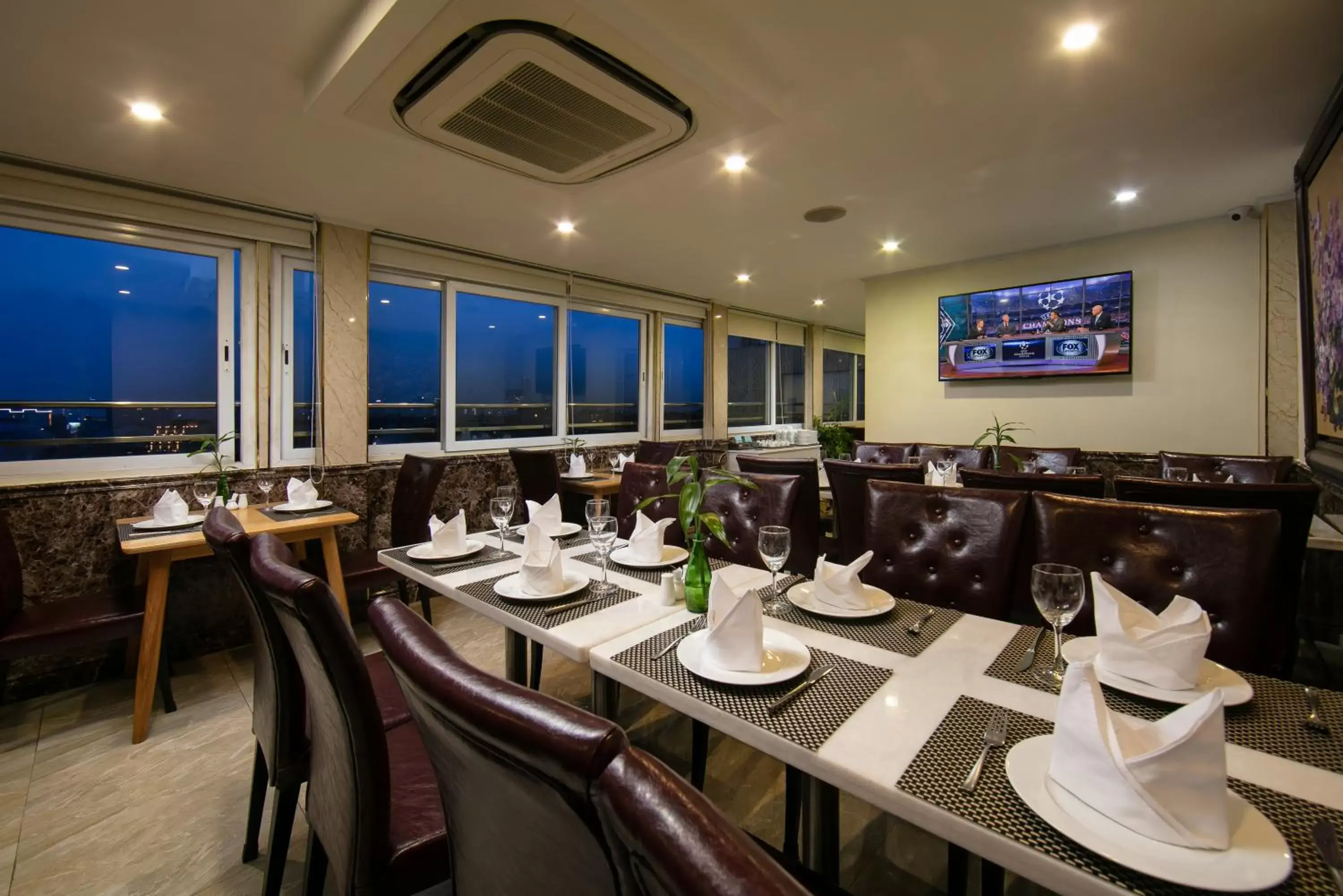 Restaurant/Places to Eat in Silk Queen Hotel Restaurant/Places to Eat in Silk Queen Hotel