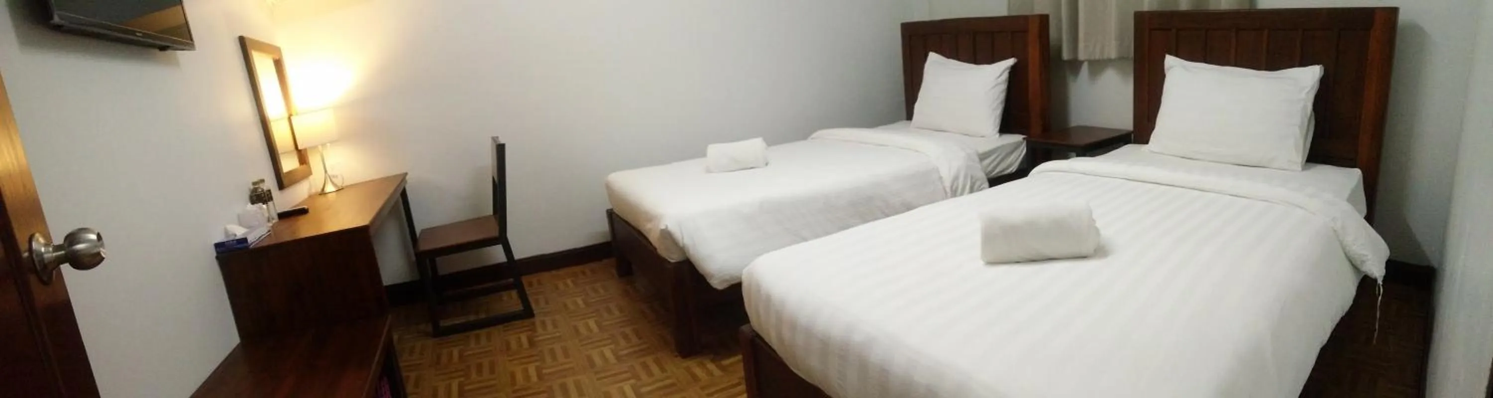 Bed in Swankaburi Boutique Hotel