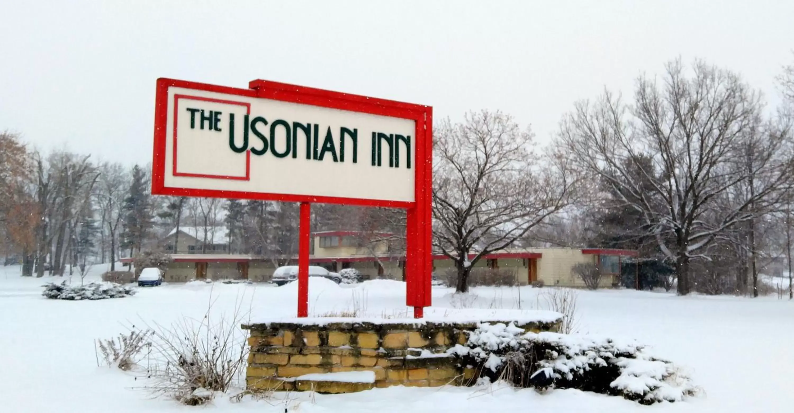 Property logo or sign, Winter in The Usonian Inn LLC