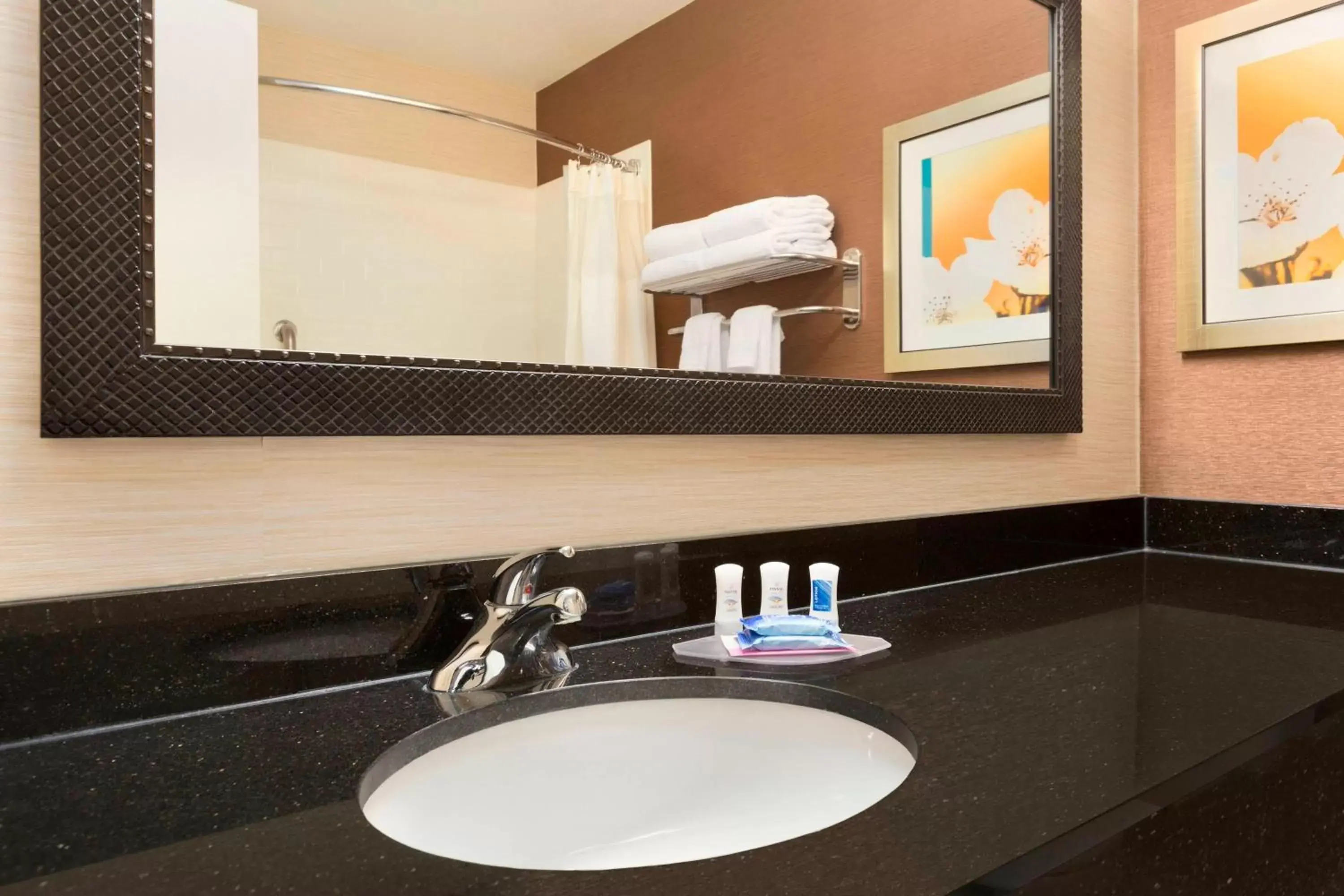 Bathroom in Fairfield Inn & Suites Midland