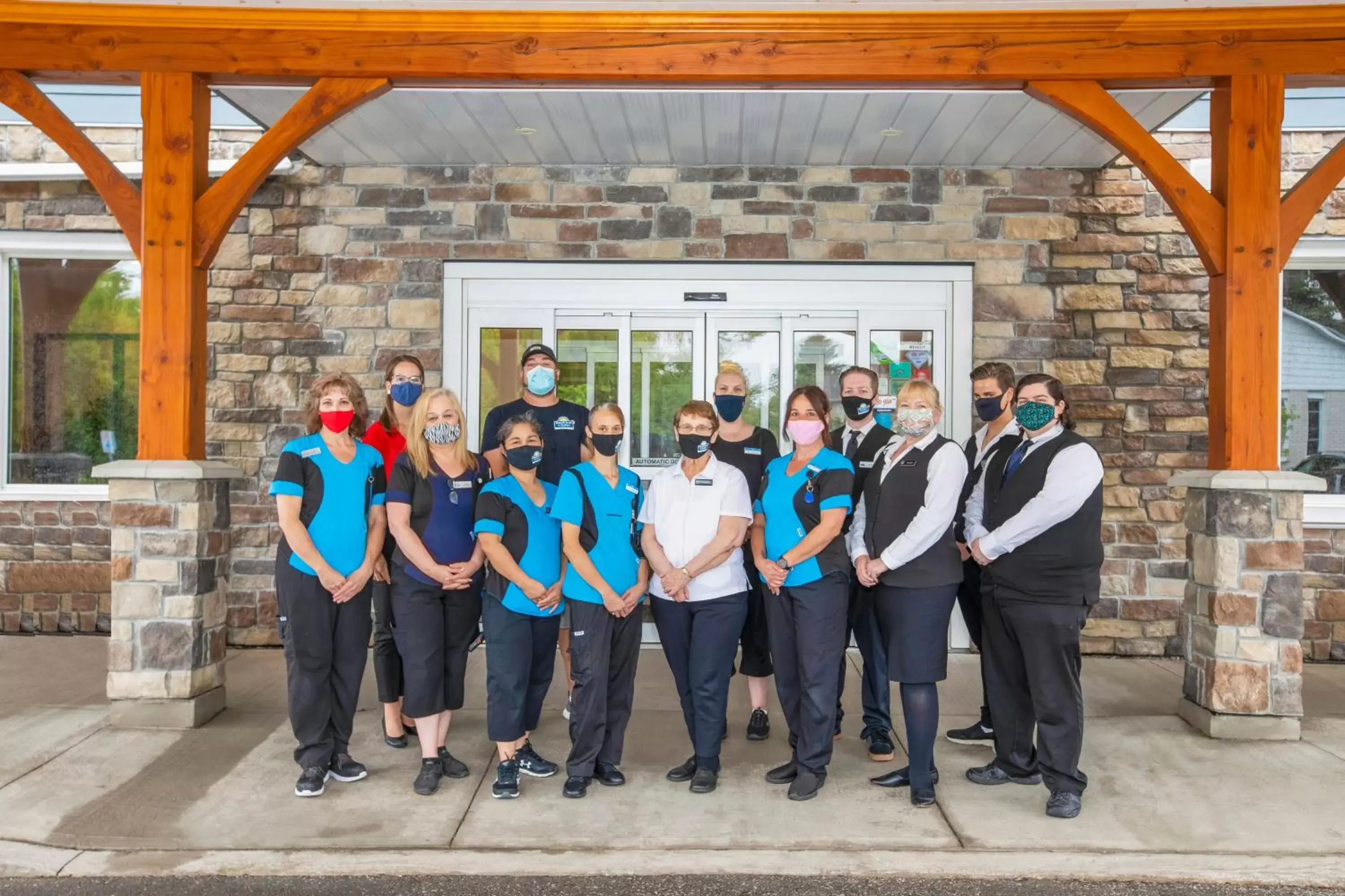 Staff in Days Inn & Suites by Wyndham Lindsay