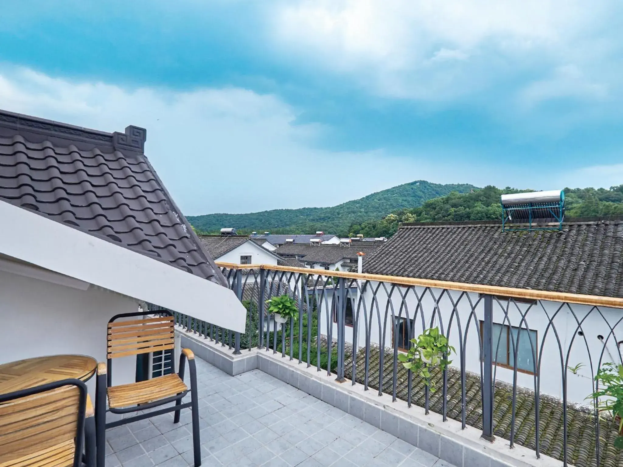 Balcony/Terrace in Hangzhou Yueshang Yunshe Boutique Hostel