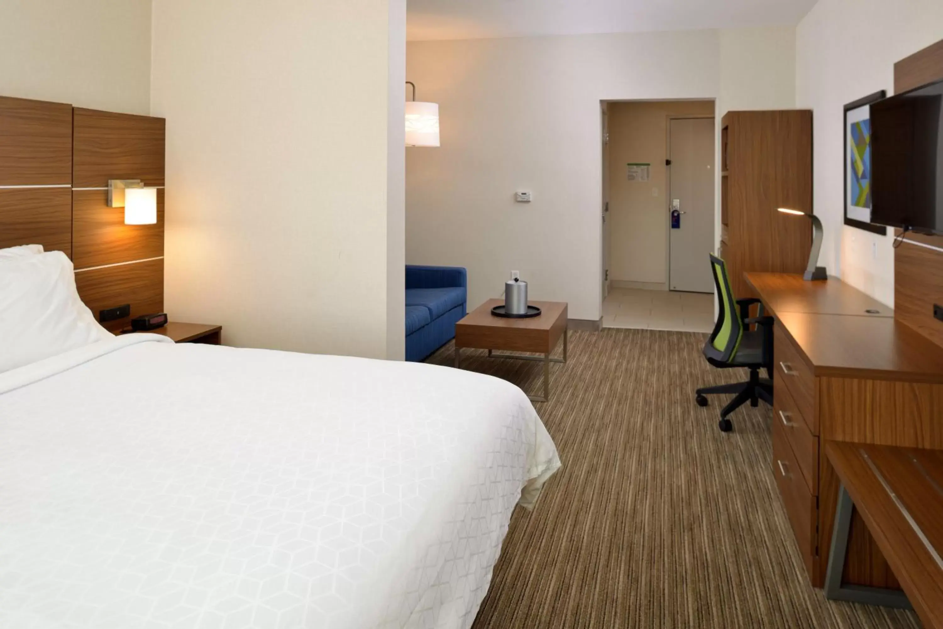 Photo of the whole room, Bed in Holiday Inn Express Lodi, an IHG Hotel