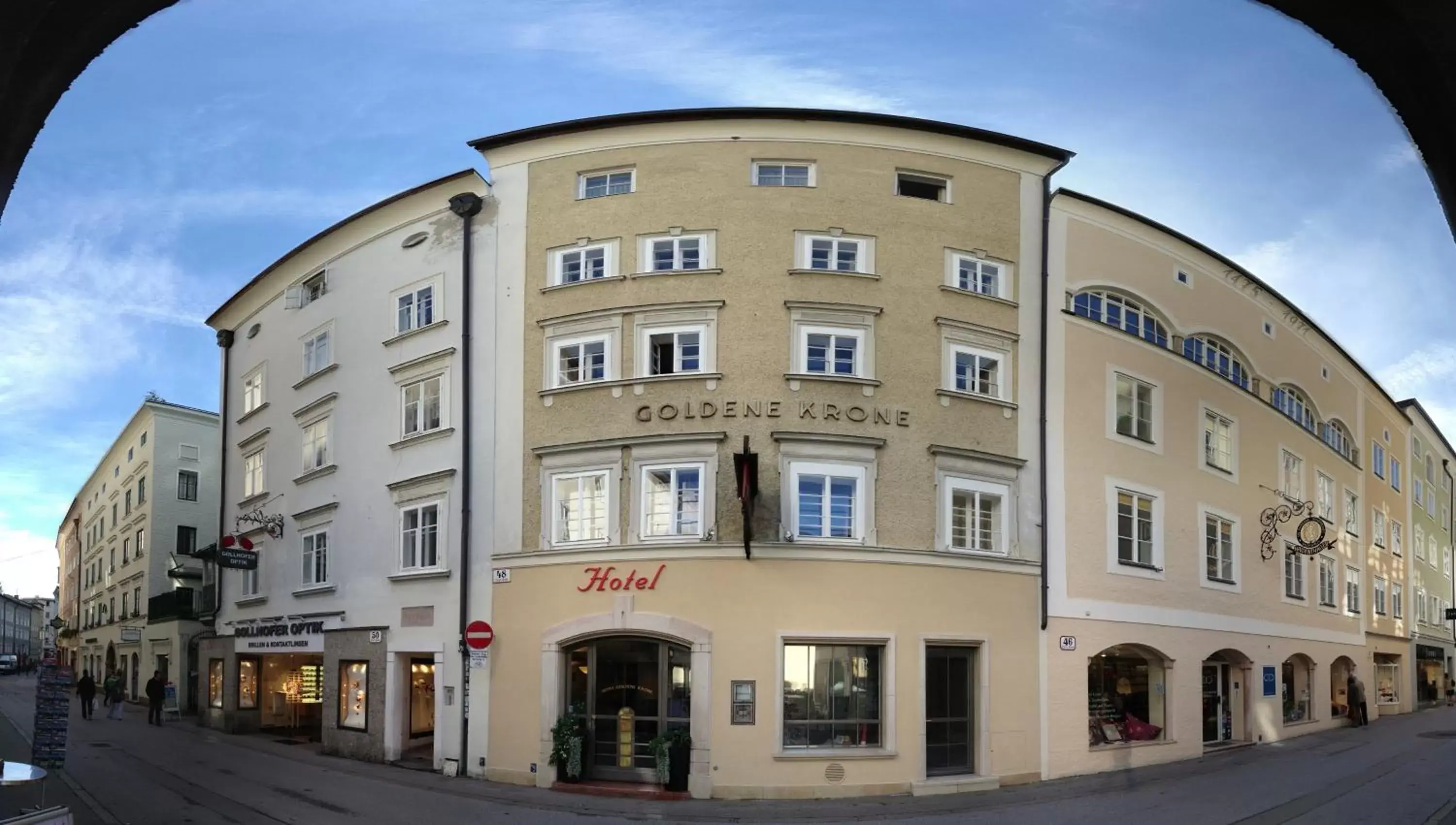 Facade/entrance in Hotel Krone 1512