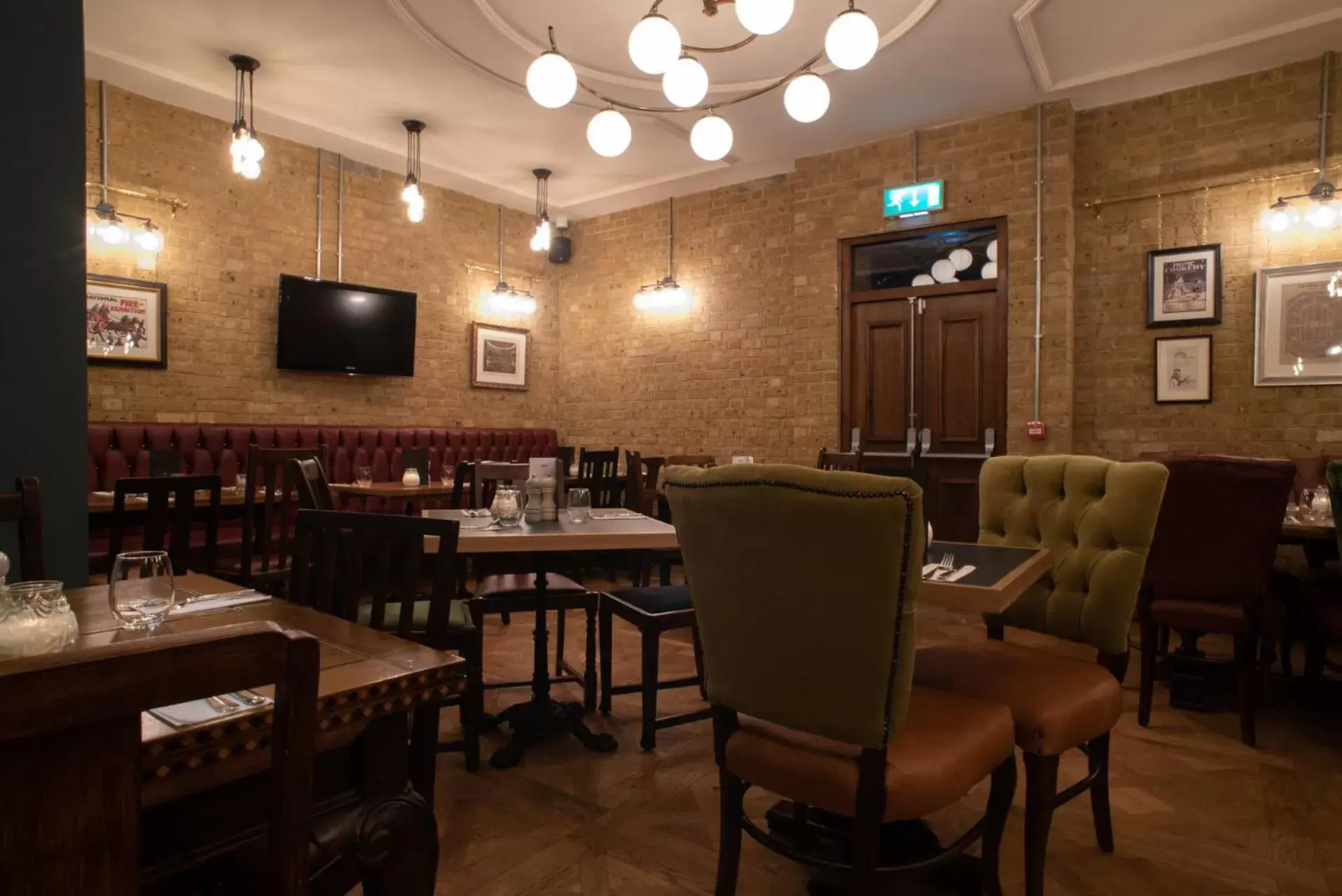 Restaurant/places to eat in Blackbird Restaurant/places to eat in Blackbird