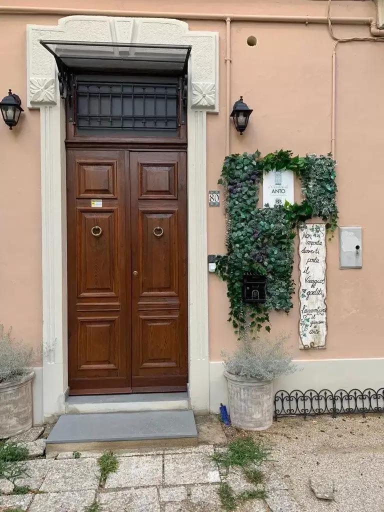 Property building, Facade/Entrance in B&B Il Giardino di Anto