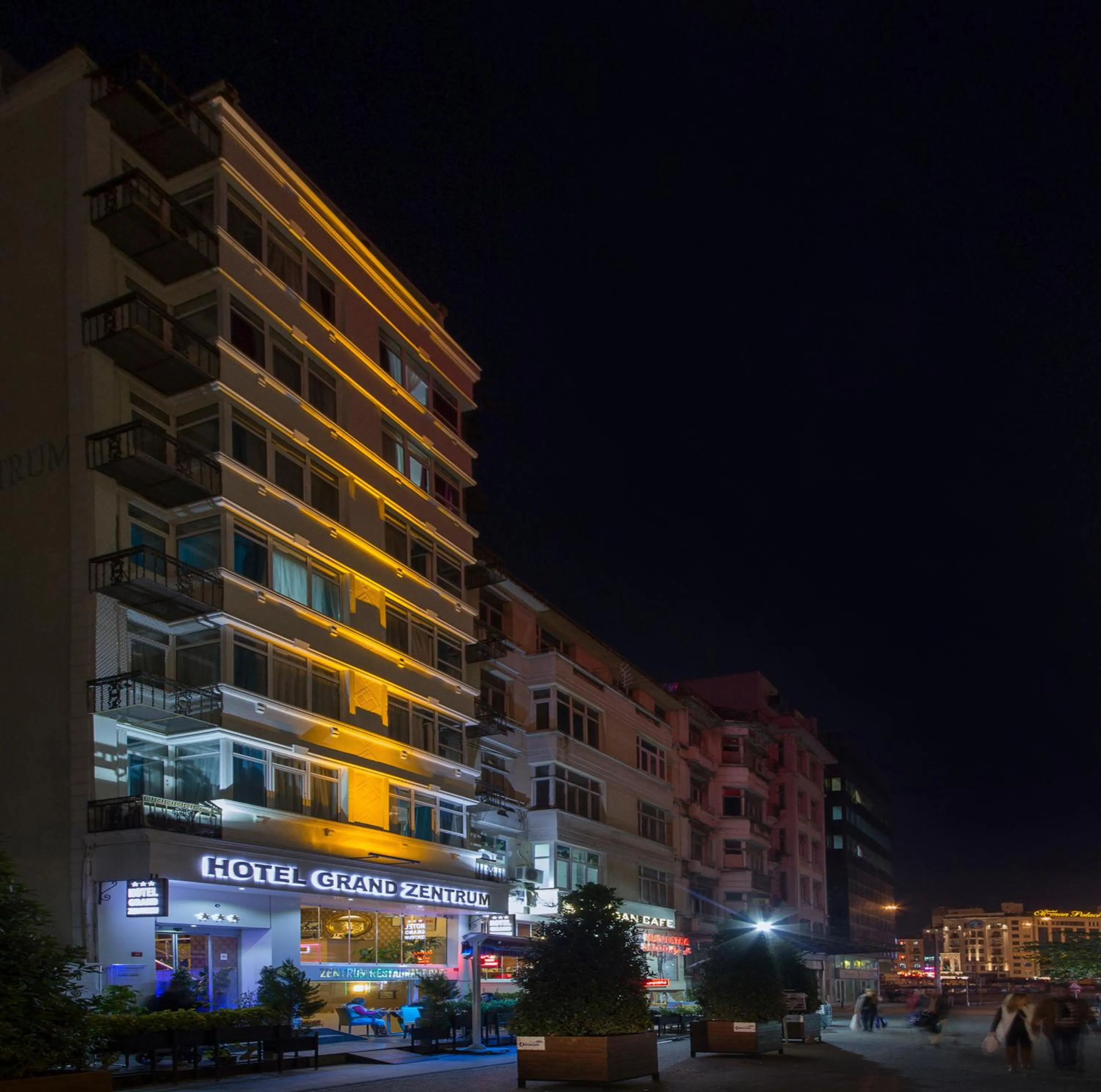 Property building in GRAND ZENTRUM HOTEL & CAFE RESTAURANT - Taksim Square
