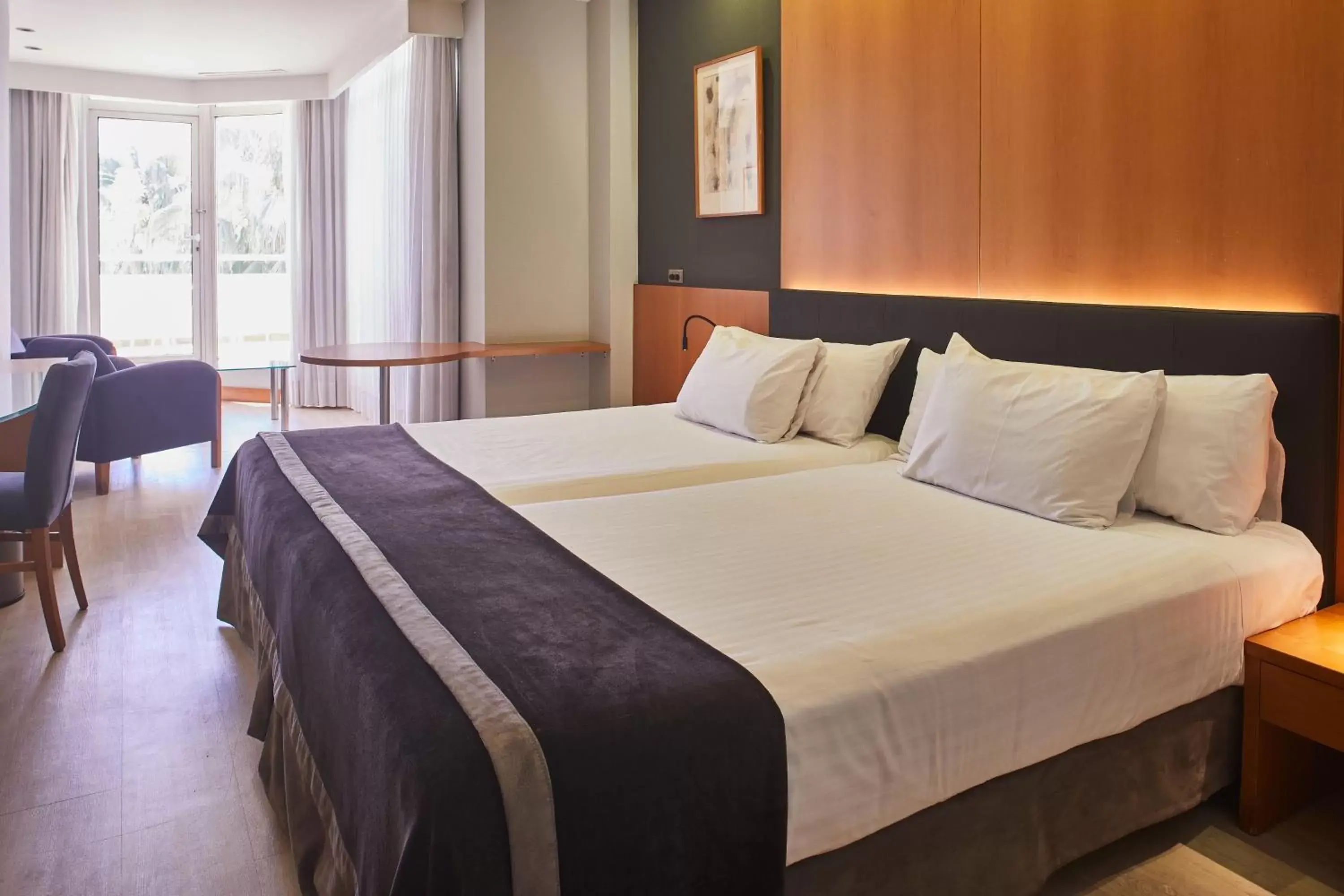 Bedroom, Bed in Silken Al-Andalus Palace Bedroom, Bed in Silken Al-Andalus Palace