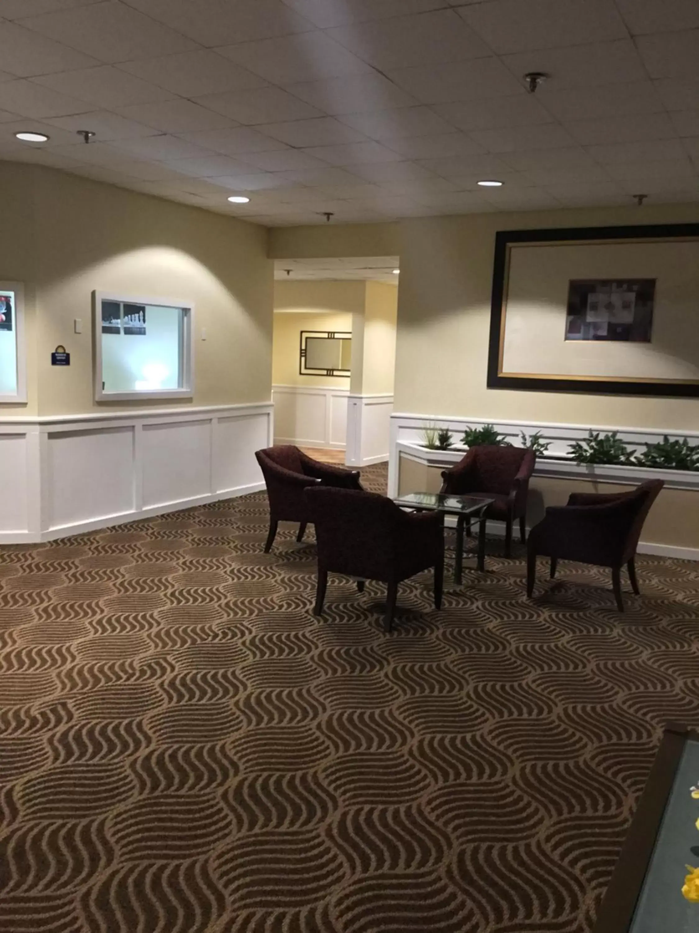 Days Inn & Suites by Wyndham Tallahassee Conf Center I-10