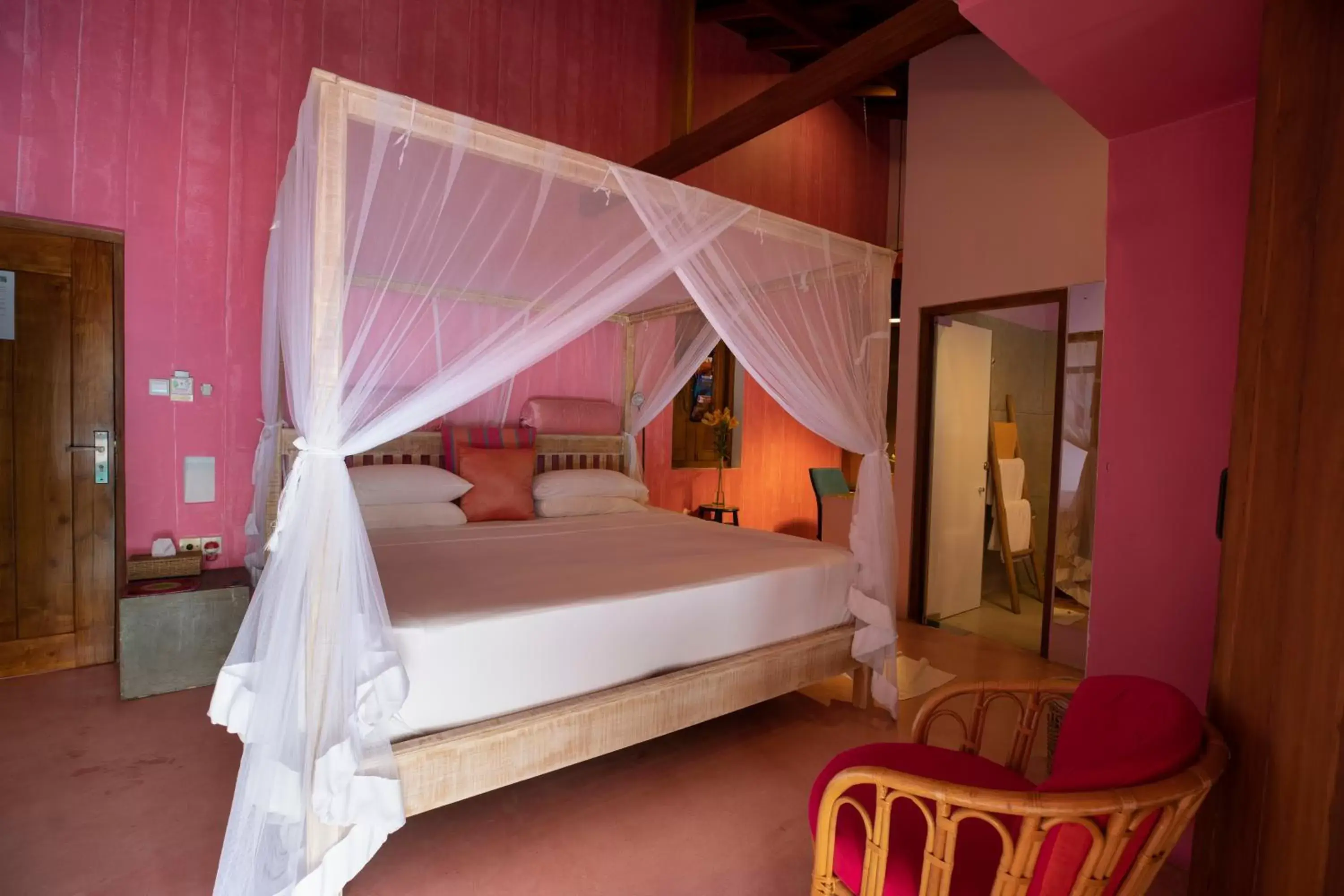 Bed in Dickman Resort "The Boutique Hotel"