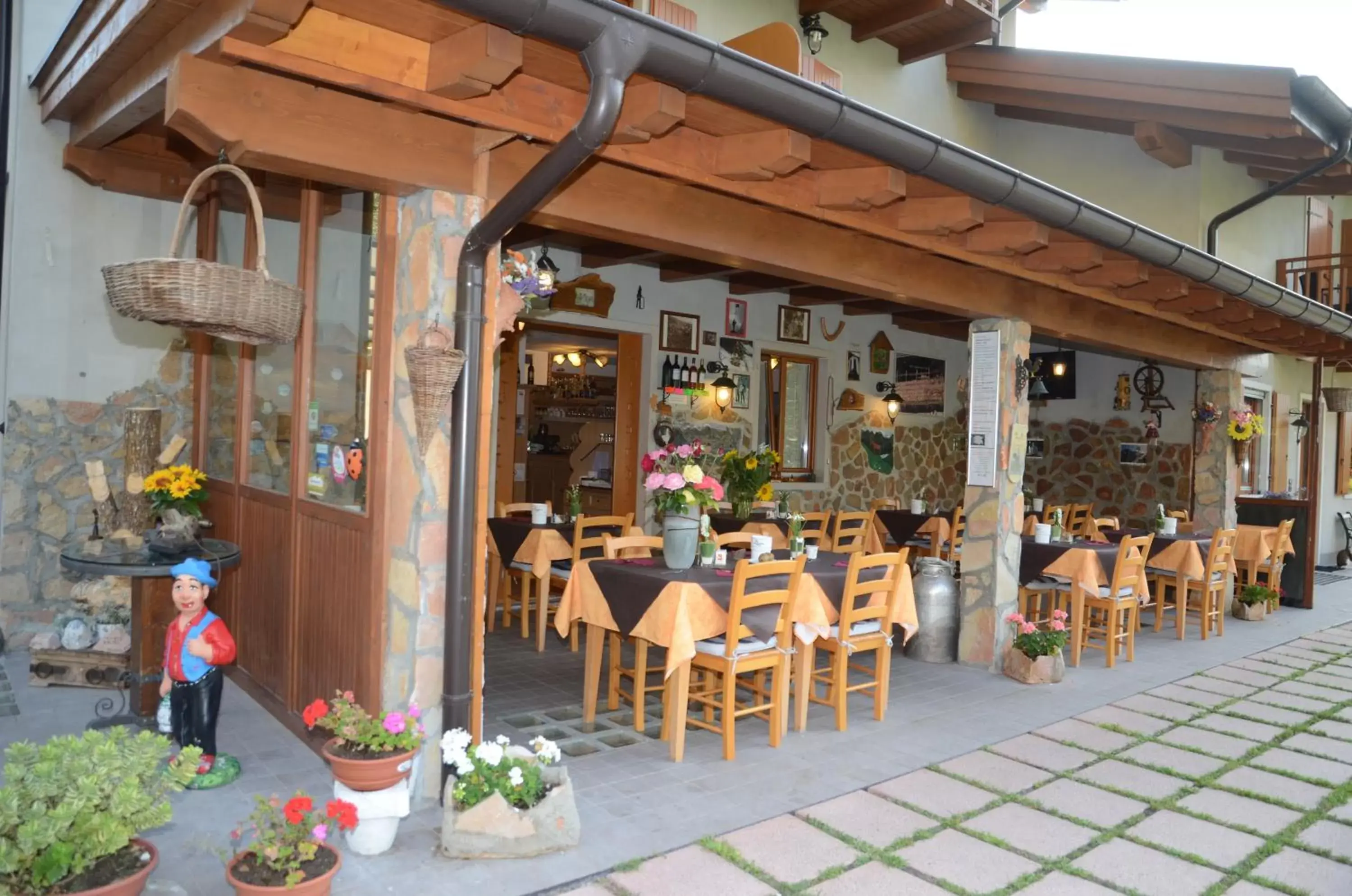 Restaurant/Places to Eat in Agritur Girardelli