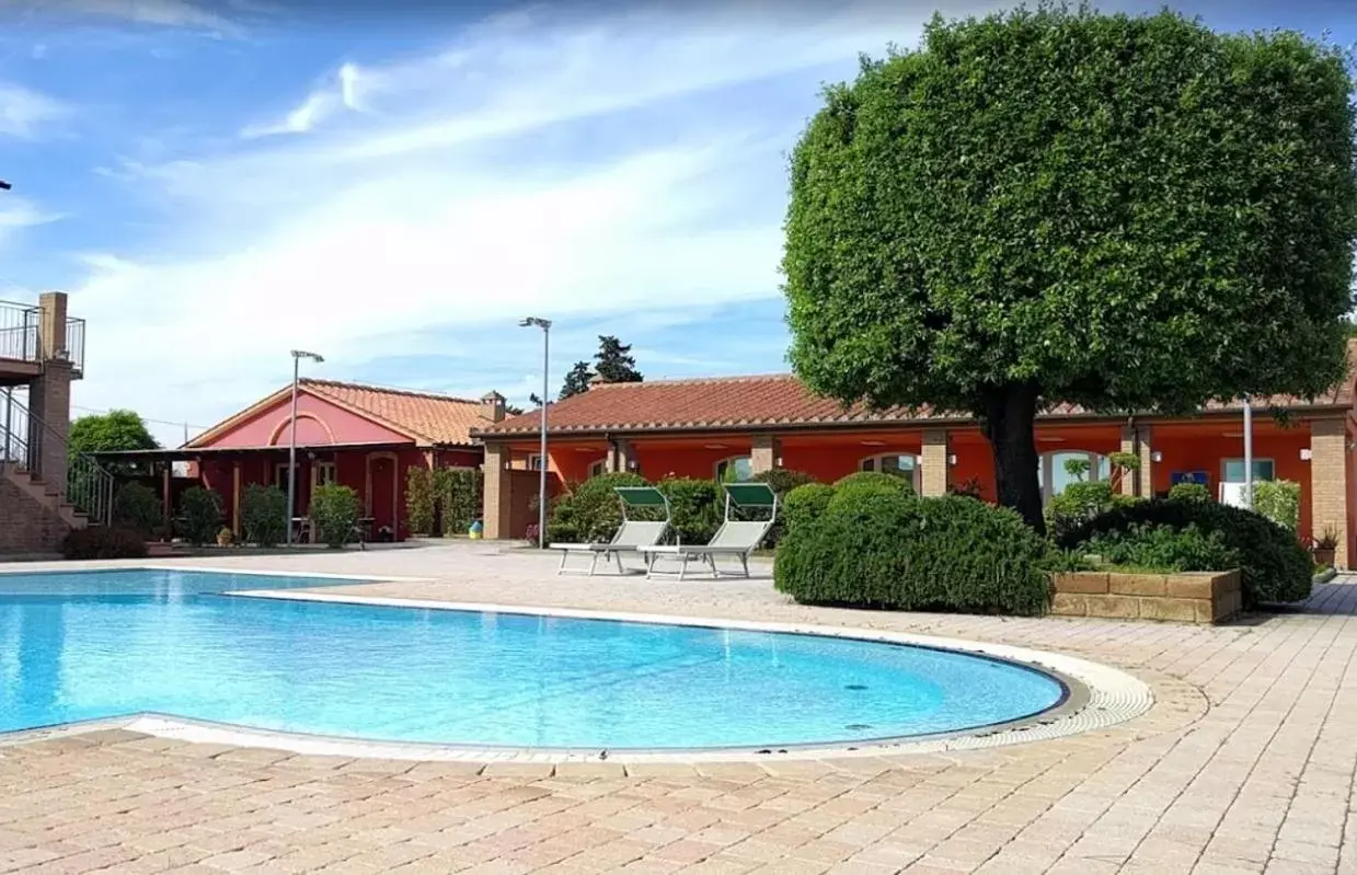 Swimming Pool in Ombra Verde Residence e B&B