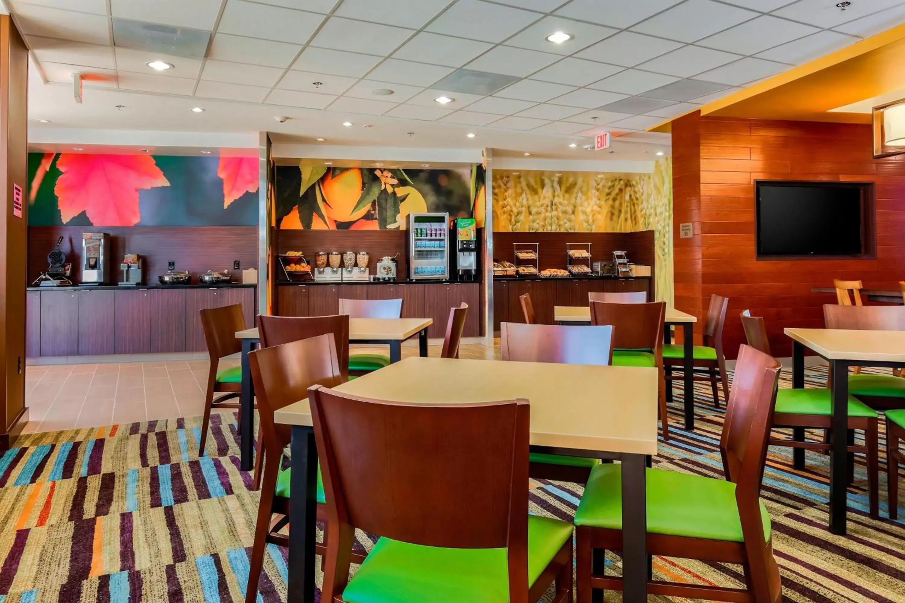 Breakfast, Restaurant/Places to Eat in Fairfield Inn & Suites by Marriott Snyder